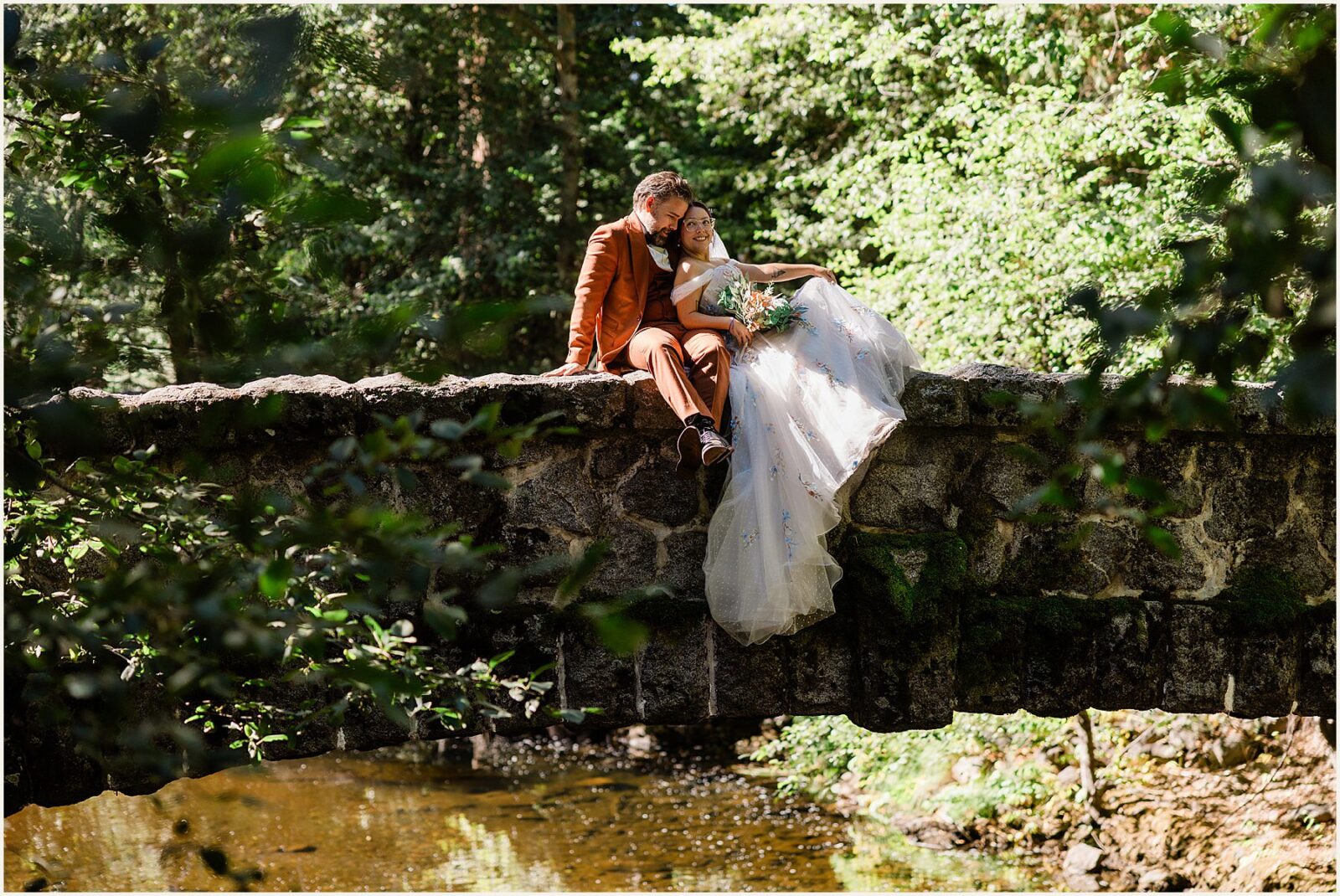 cathedral-beach-picnic-area_brian-and-crystal_0089-1600x1070 Cathedral Beach Picnic Area Wedding In Yosemite
