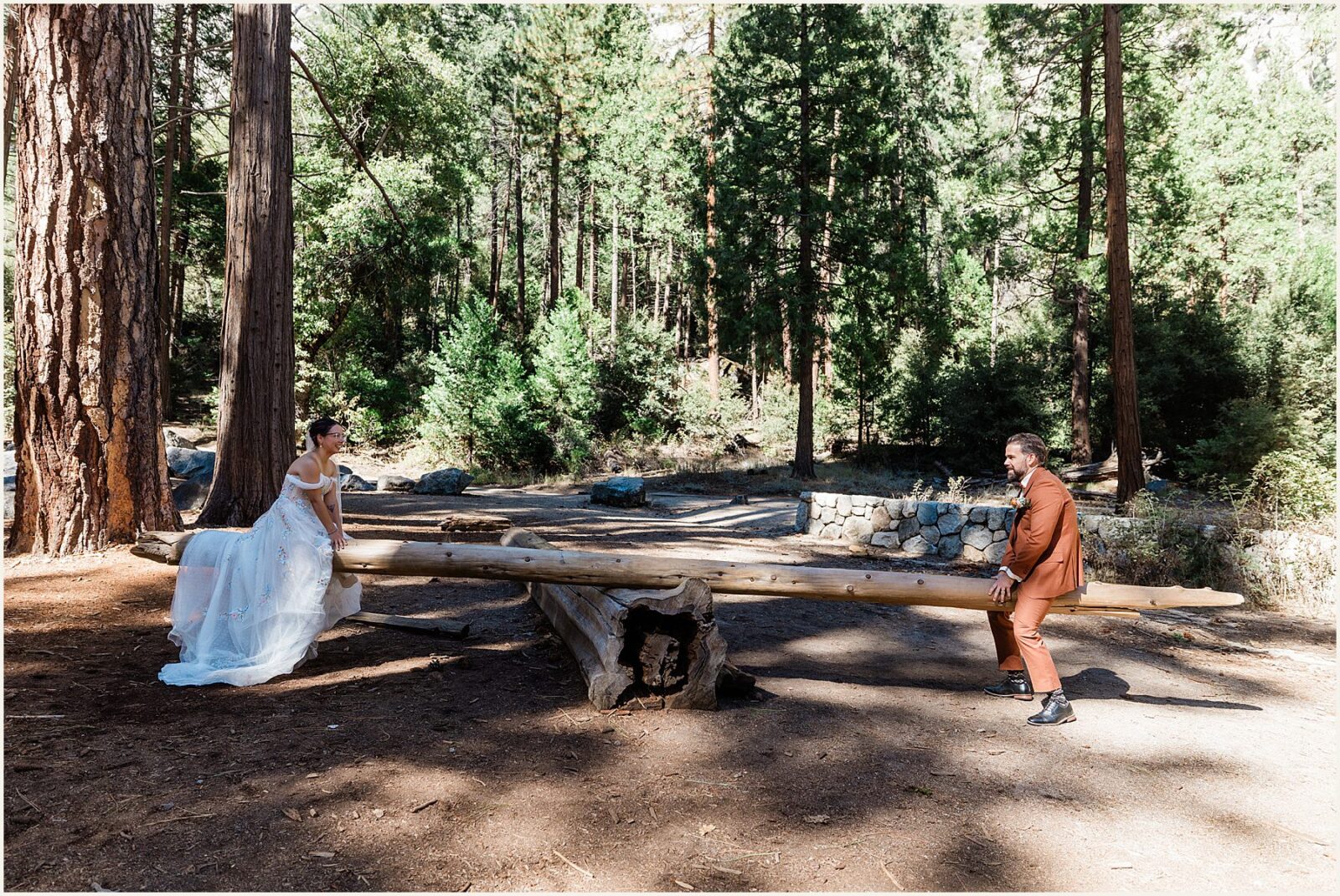 cathedral-beach-picnic-area_brian-and-crystal_0089-1600x1070 Cathedral Beach Picnic Area Wedding In Yosemite