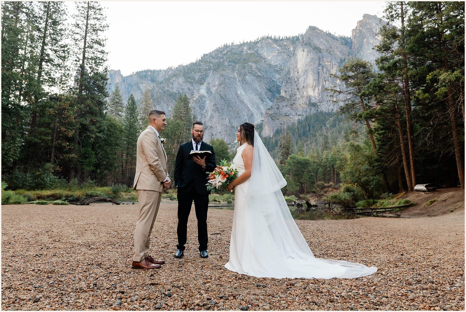 cathedral-beach-wedding_kyle-and-sarah_0072-1600x1070 Cathedral Beach Wedding | Yosemite Elopement
