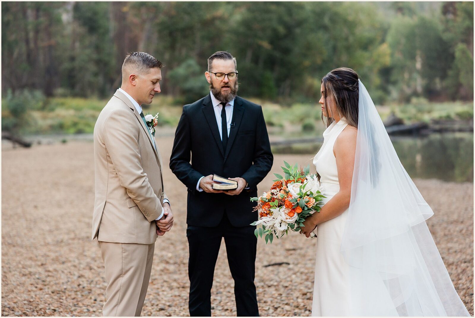 cathedral-beach-wedding_kyle-and-sarah_0072-1600x1070 Cathedral Beach Wedding | Yosemite Elopement