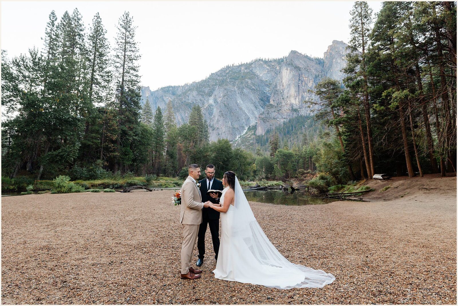 cathedral-beach-wedding_kyle-and-sarah_0072-1600x1070 Cathedral Beach Wedding | Yosemite Elopement