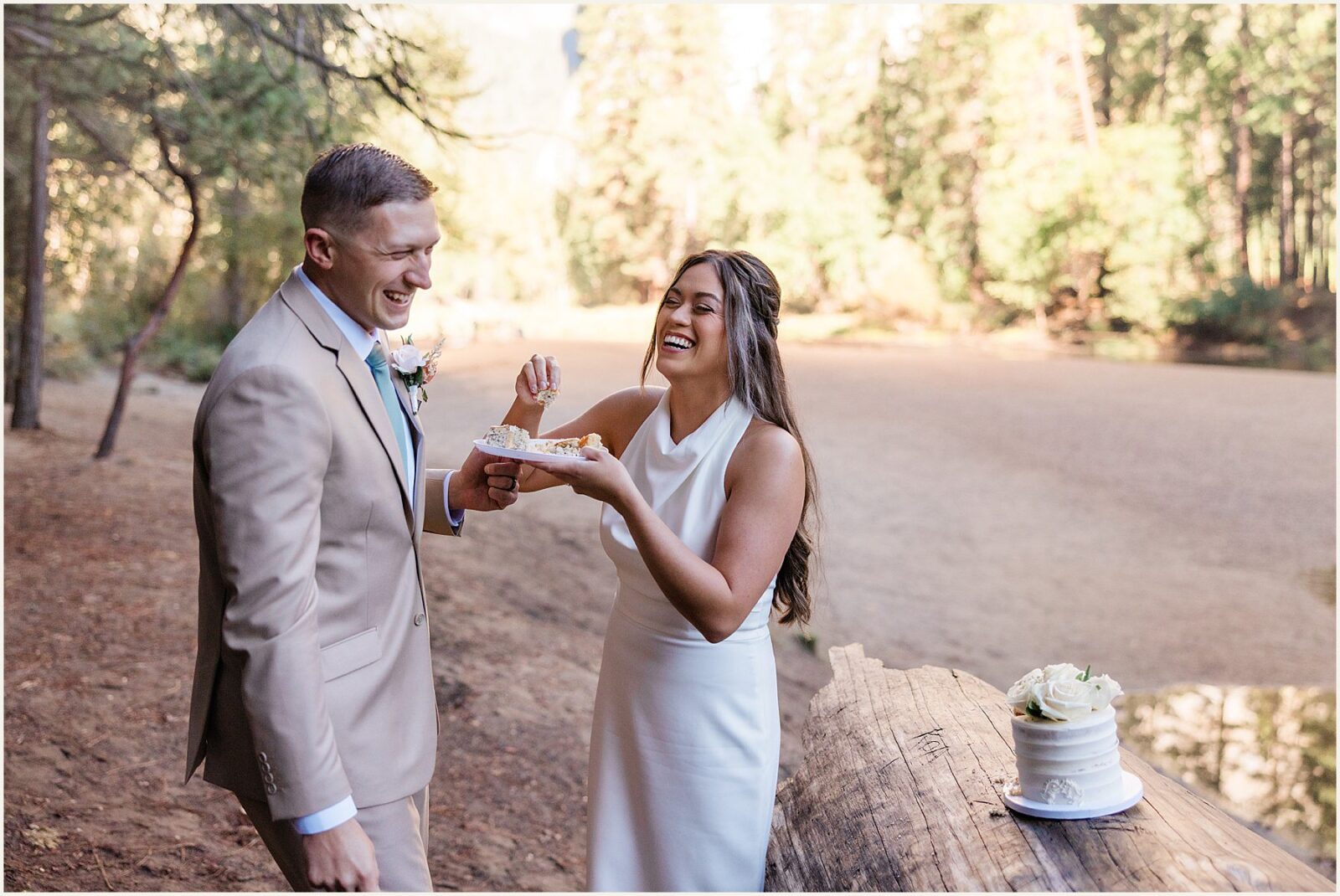 cathedral-beach-wedding_kyle-and-sarah_0072-1600x1070 Cathedral Beach Wedding | Yosemite Elopement
