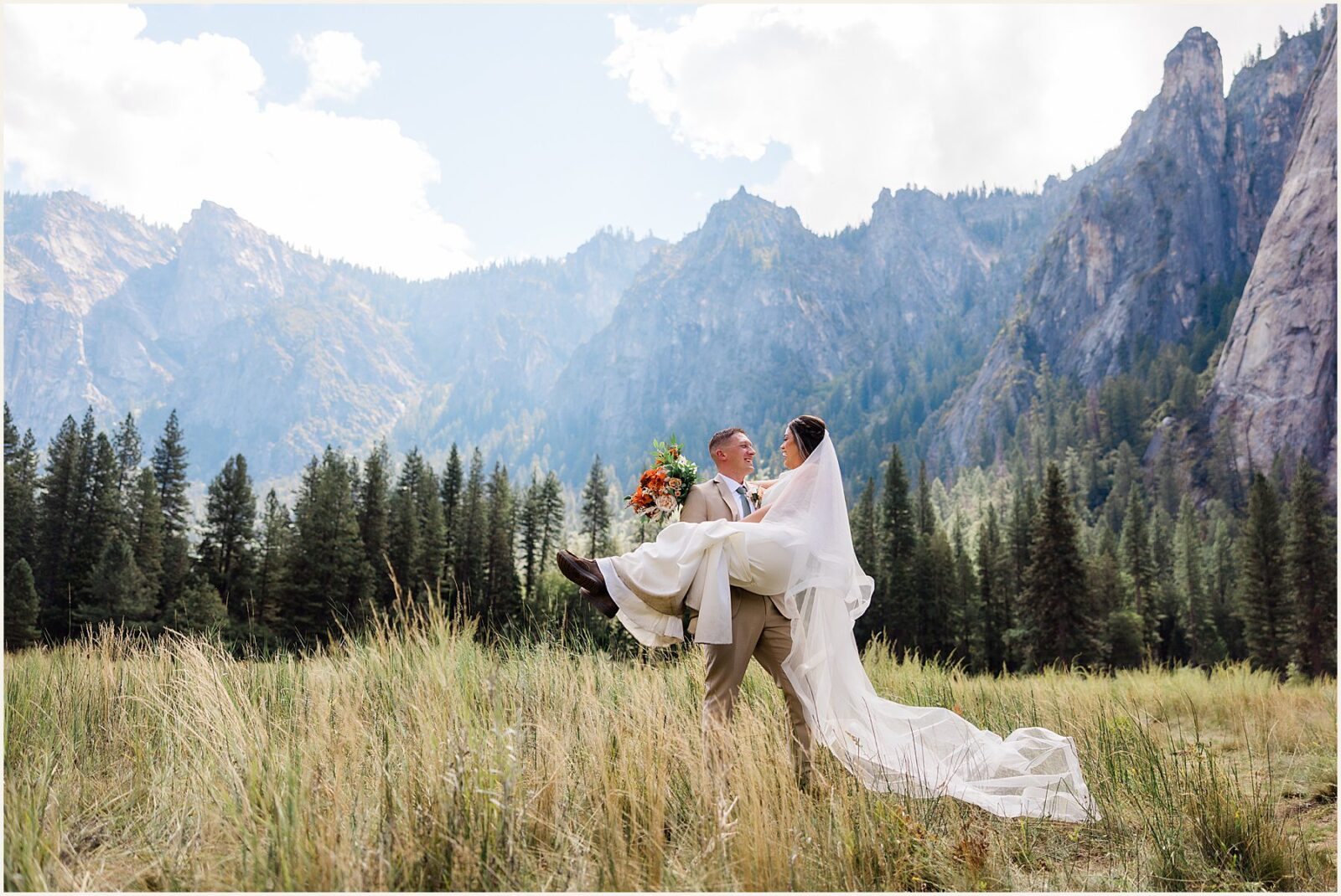 cathedral-beach-wedding_kyle-and-sarah_0072-1600x1070 Cathedral Beach Wedding | Yosemite Elopement