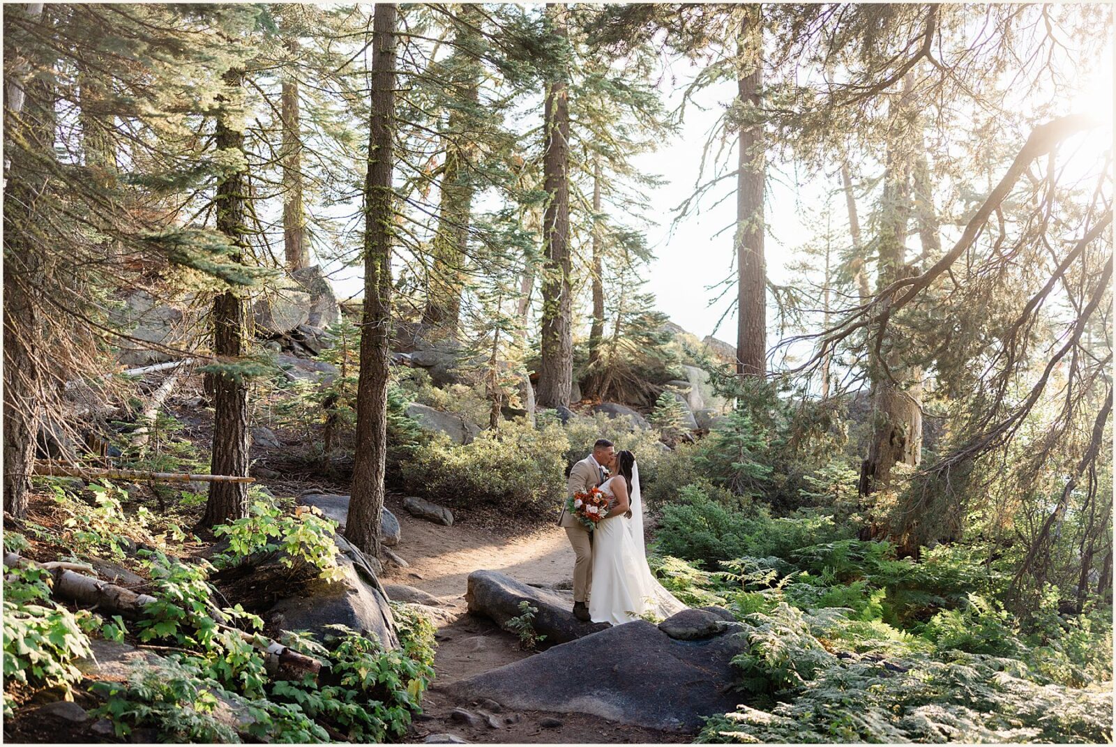 cathedral-beach-wedding_kyle-and-sarah_0072-1600x1070 Cathedral Beach Wedding | Yosemite Elopement