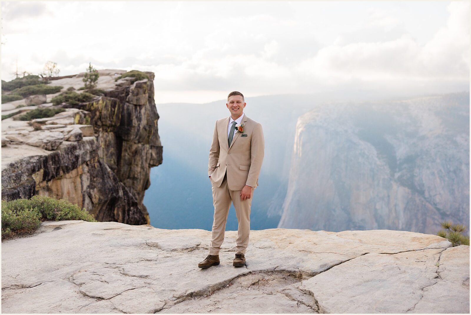 cathedral-beach-wedding_kyle-and-sarah_0072-1600x1070 Cathedral Beach Wedding | Yosemite Elopement