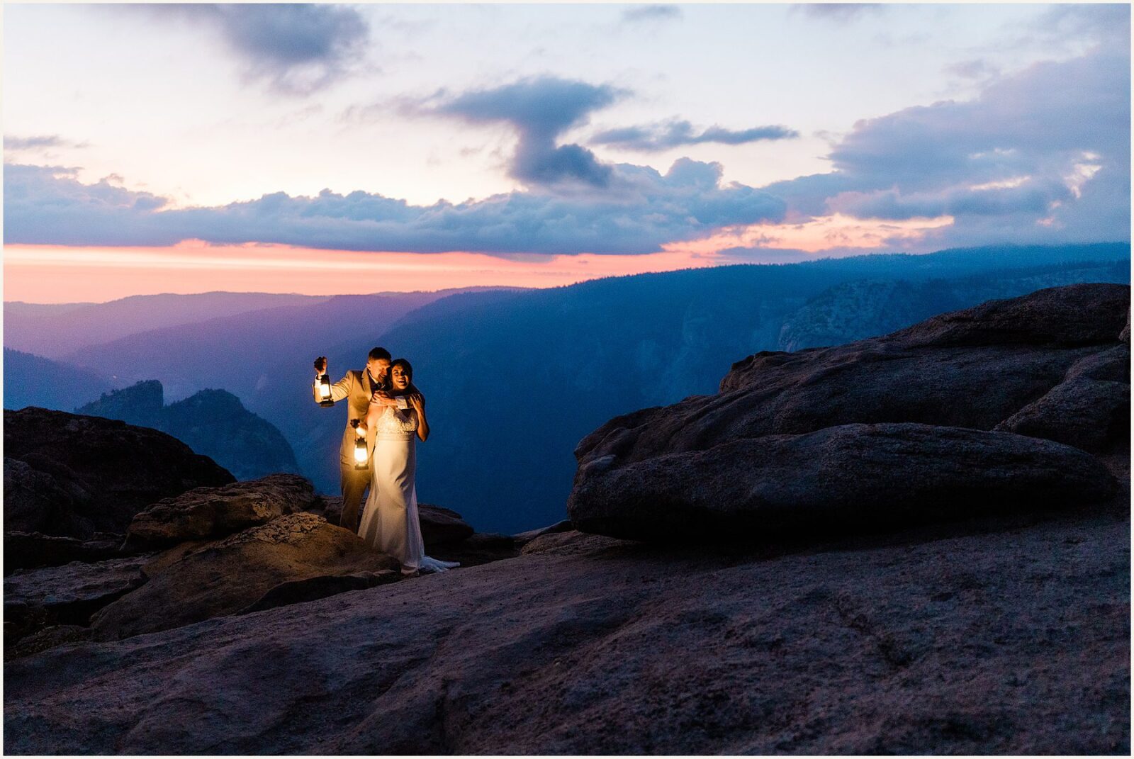 cathedral-beach-wedding_kyle-and-sarah_0072-1600x1070 Cathedral Beach Wedding | Yosemite Elopement