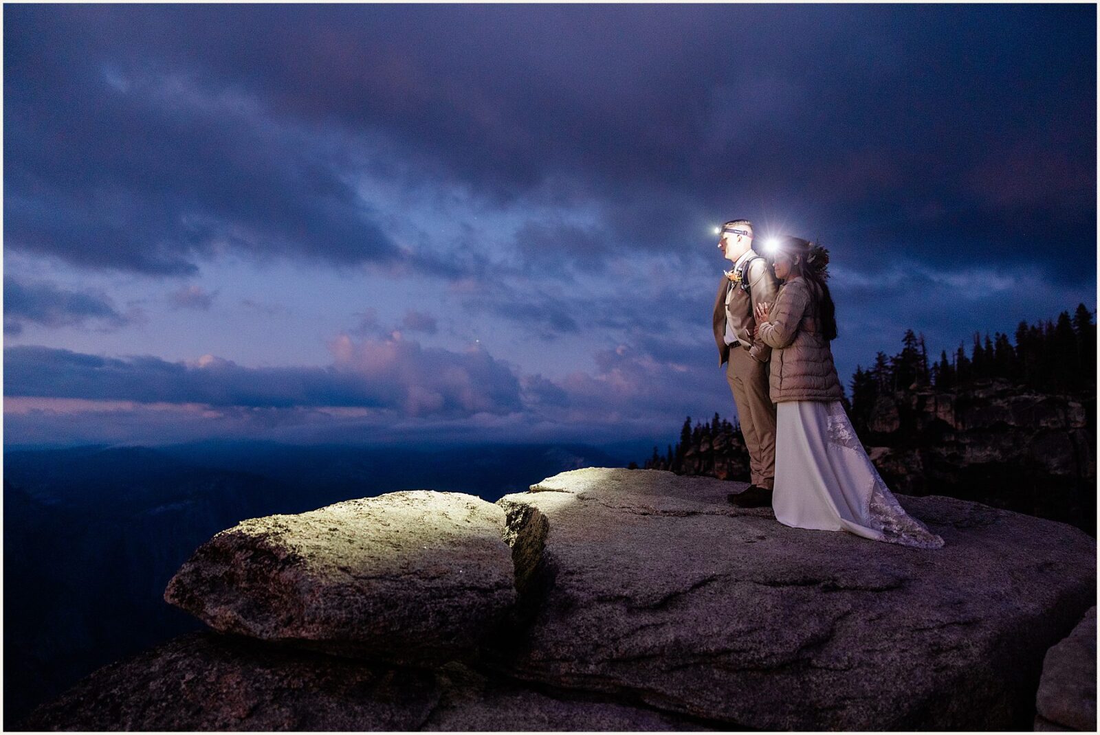 cathedral-beach-wedding_kyle-and-sarah_0072-1600x1070 Cathedral Beach Wedding | Yosemite Elopement