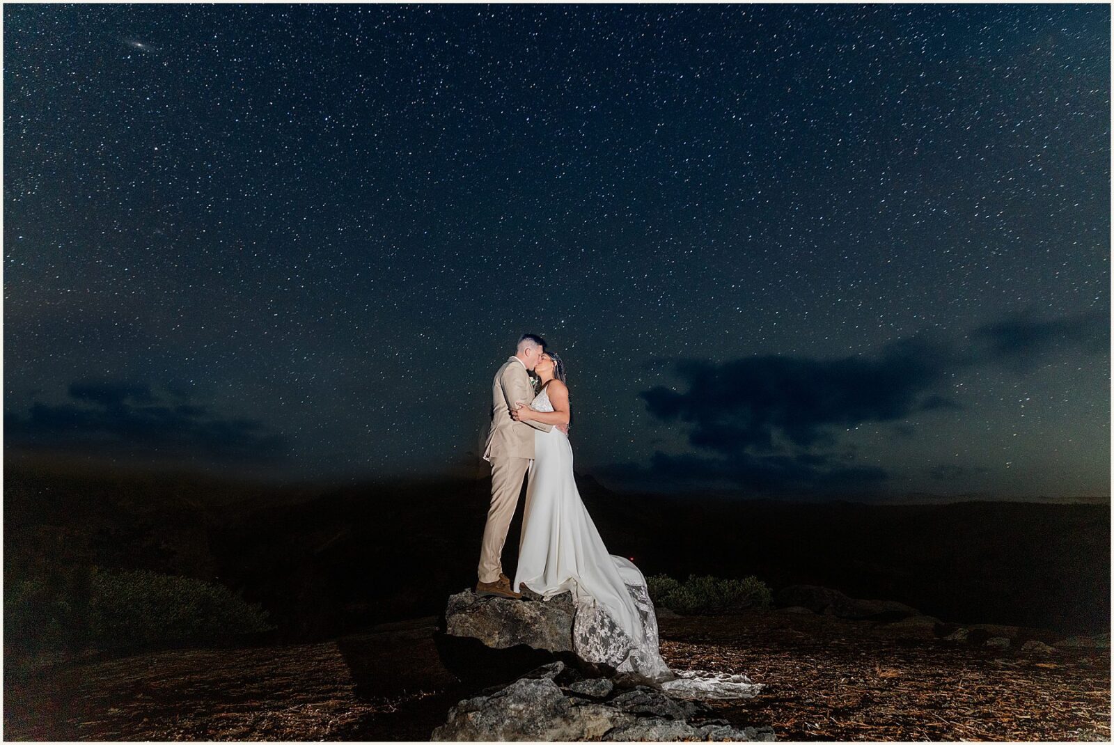 cathedral-beach-wedding_kyle-and-sarah_0072-1600x1070 Cathedral Beach Wedding | Yosemite Elopement