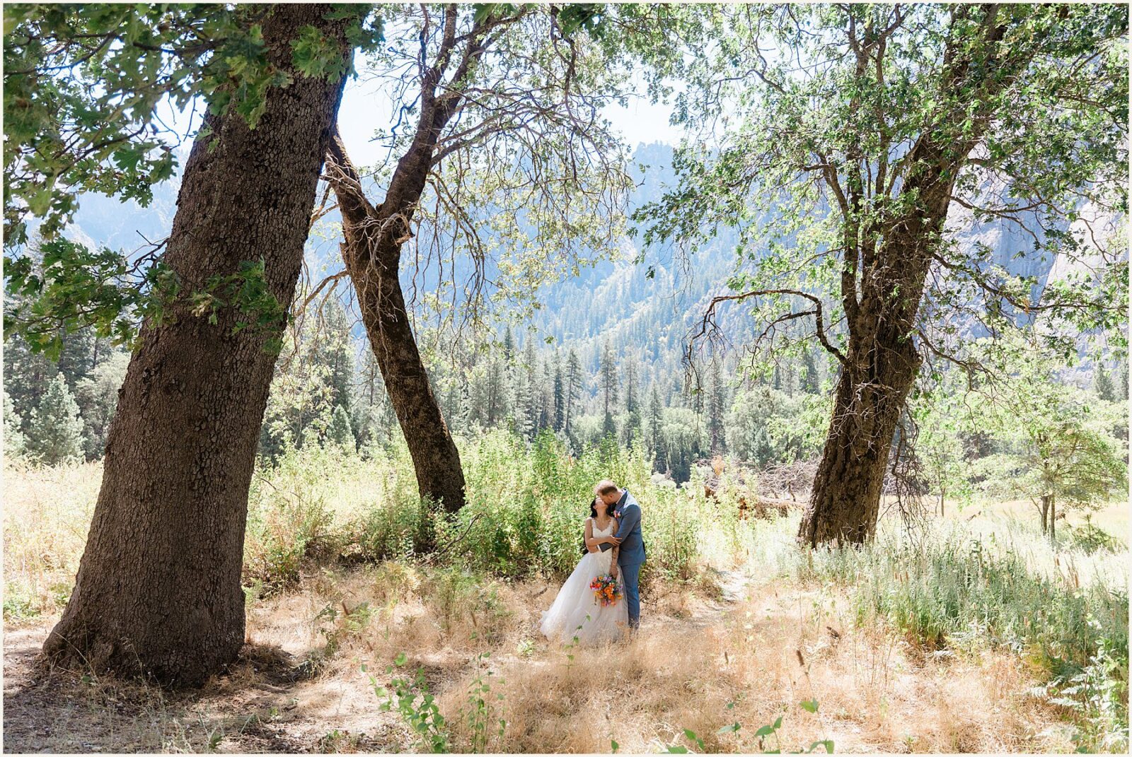 eloping-with-family_amanda-and-balazs_0063-1600x1070 Eloping With Family | Yosemite Elopement