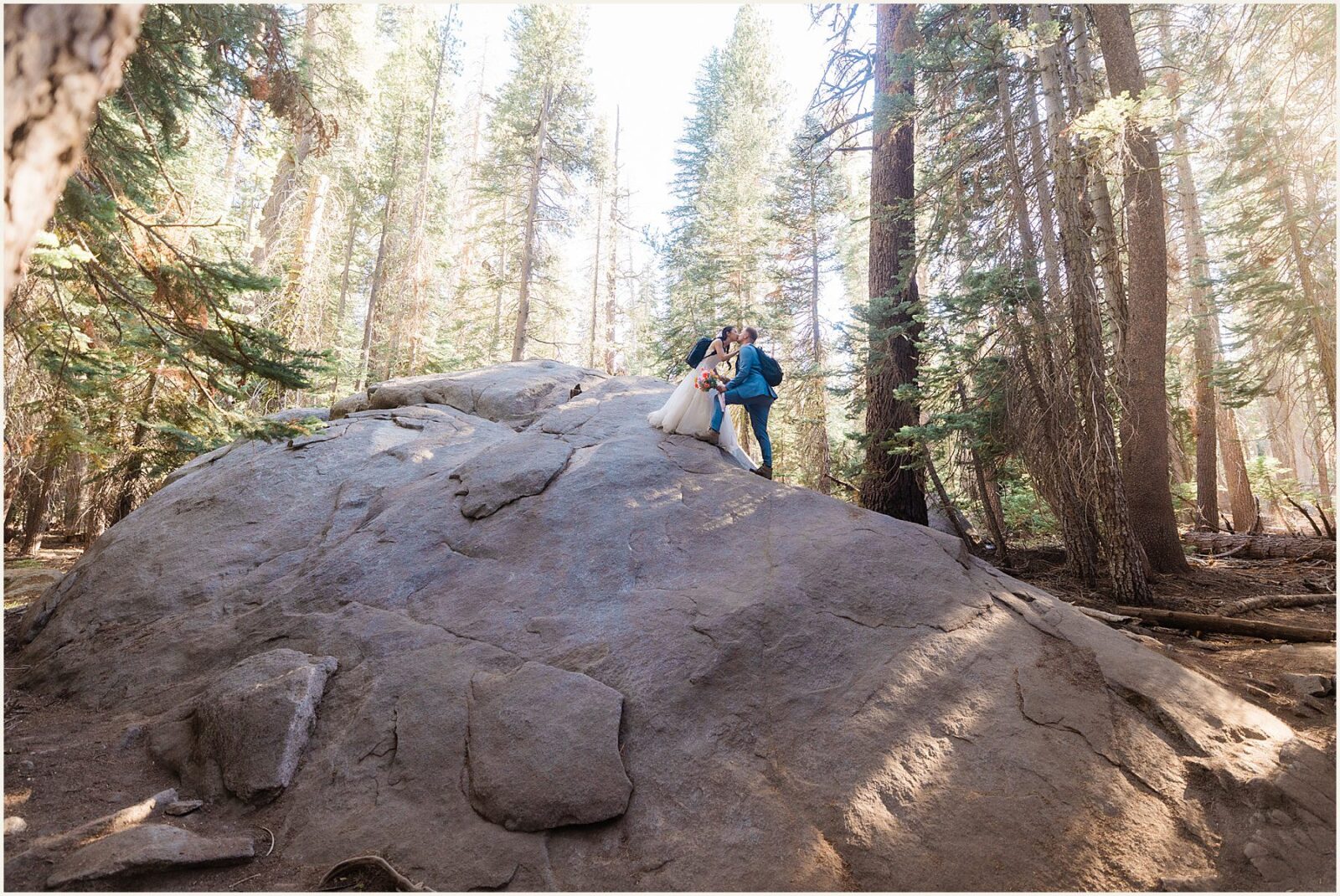 eloping-with-family_amanda-and-balazs_0063-1600x1070 Eloping With Family | Yosemite Elopement