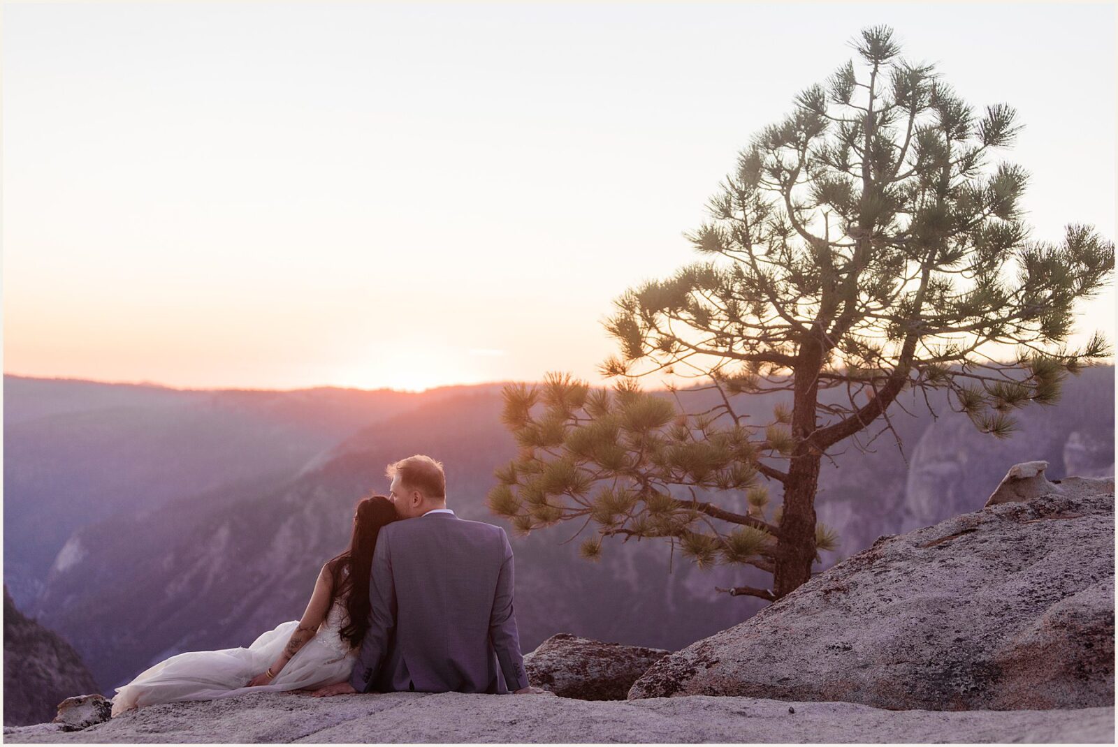 eloping-with-family_amanda-and-balazs_0063-1600x1070 Eloping With Family | Yosemite Elopement
