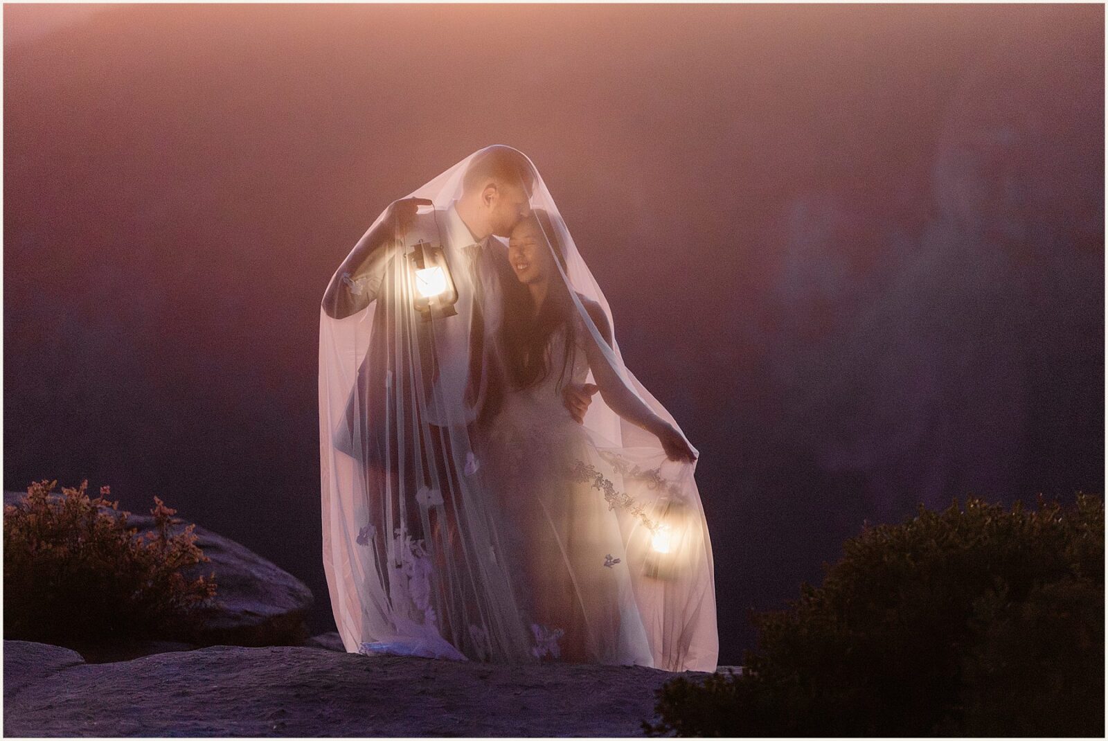 eloping-with-family_amanda-and-balazs_0063-1600x1070 Eloping With Family | Yosemite Elopement