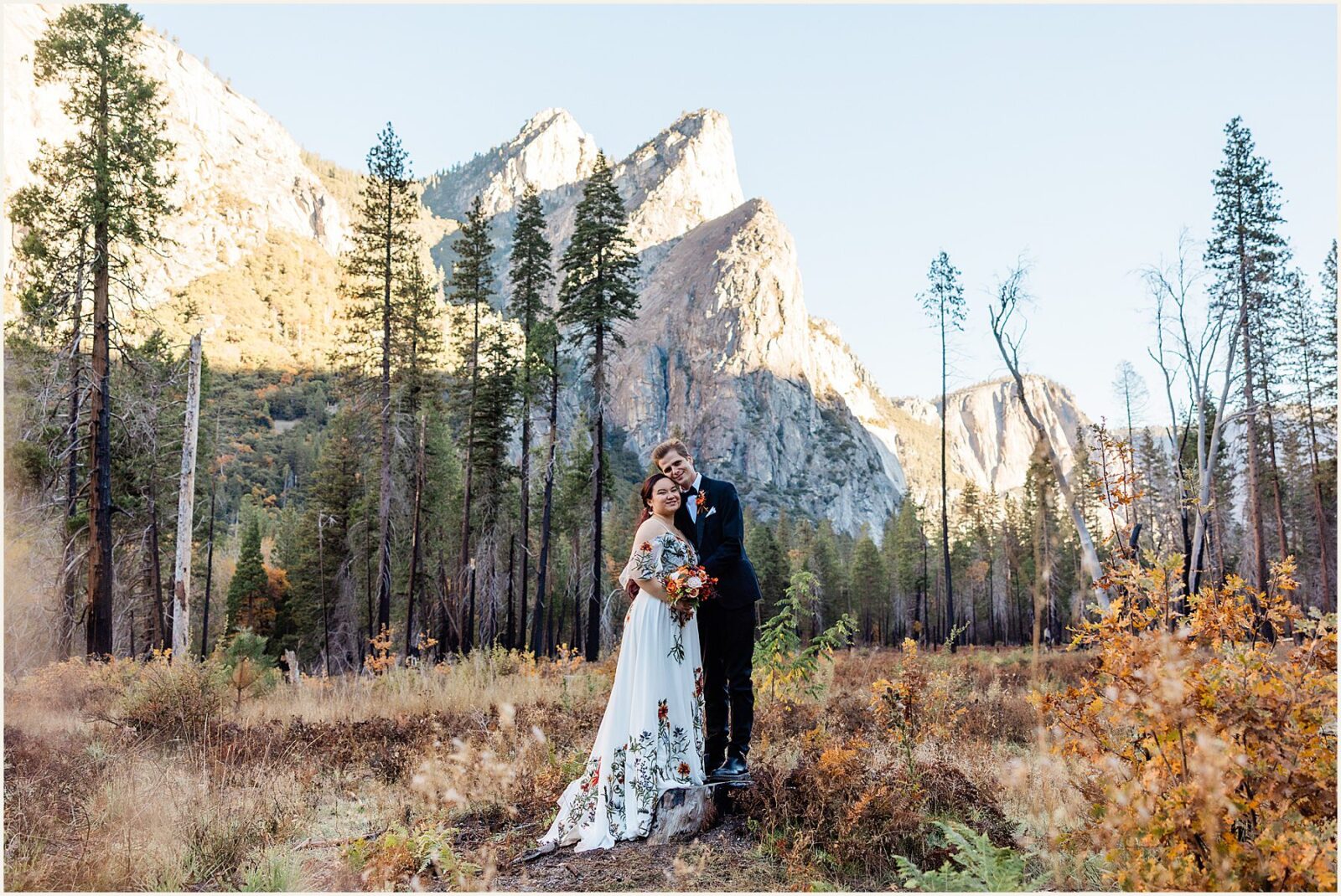 floral-embroidered-wedding-dress_Lisa-and-Ulysses_0080-1600x1070 Floral Embroidered Wedding Dress | Autumn Yosemite Elopement