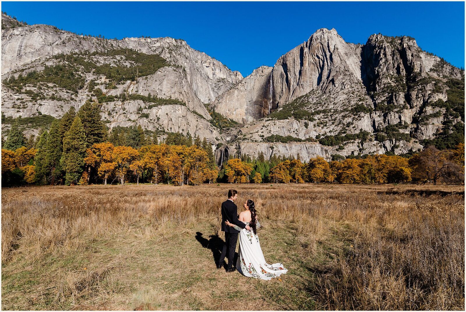 floral-embroidered-wedding-dress_Lisa-and-Ulysses_0080-1600x1070 Floral Embroidered Wedding Dress | Autumn Yosemite Elopement