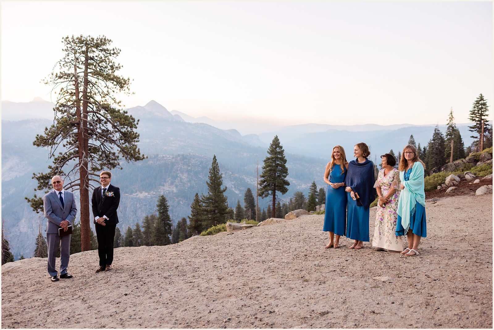 glacier-point-elopement_kat-and-ryan_0013-1600x1070 Glacier Point Elopement In Yosemite With Family