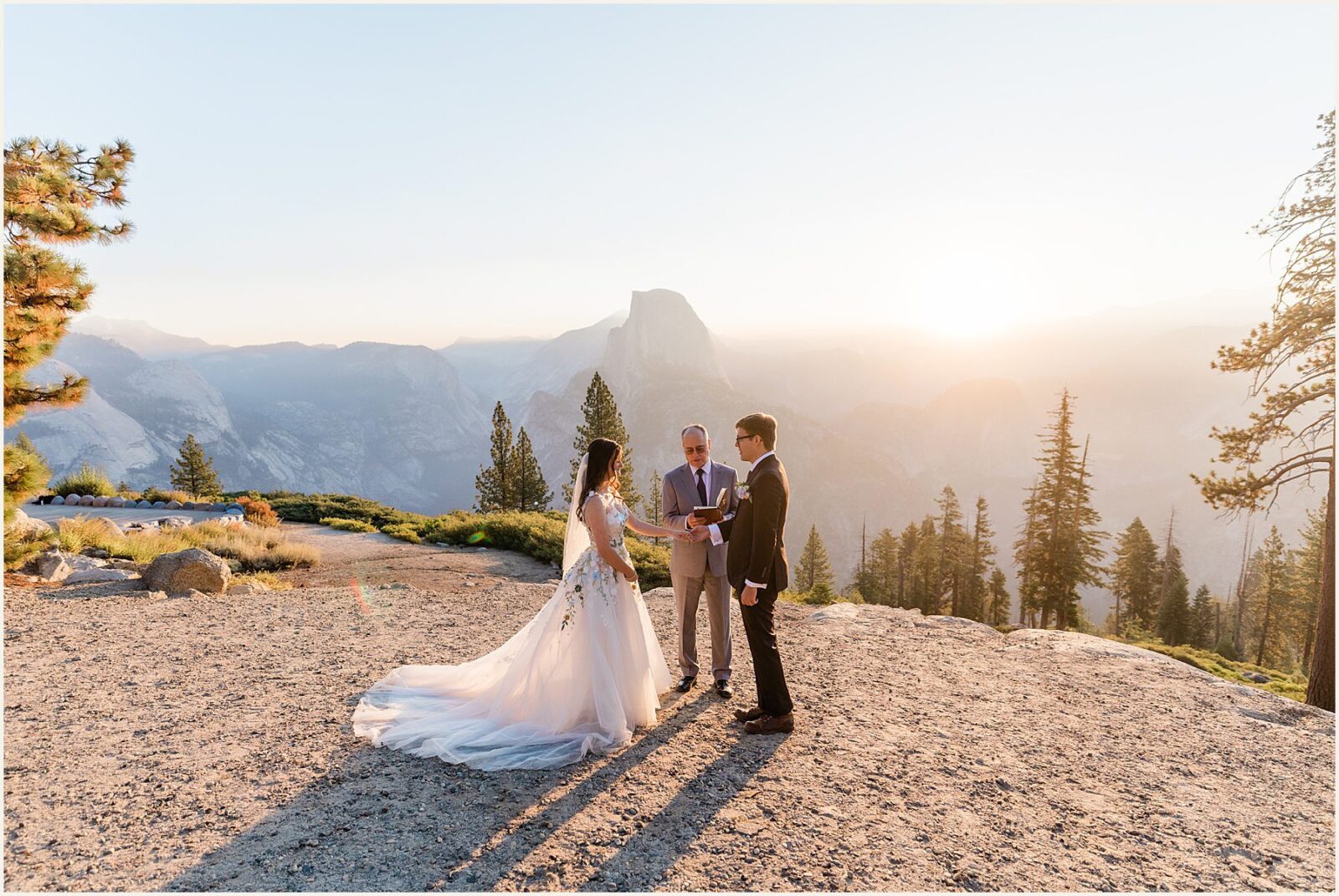 glacier-point-elopement_kat-and-ryan_0013-1600x1070 Glacier Point Elopement In Yosemite With Family
