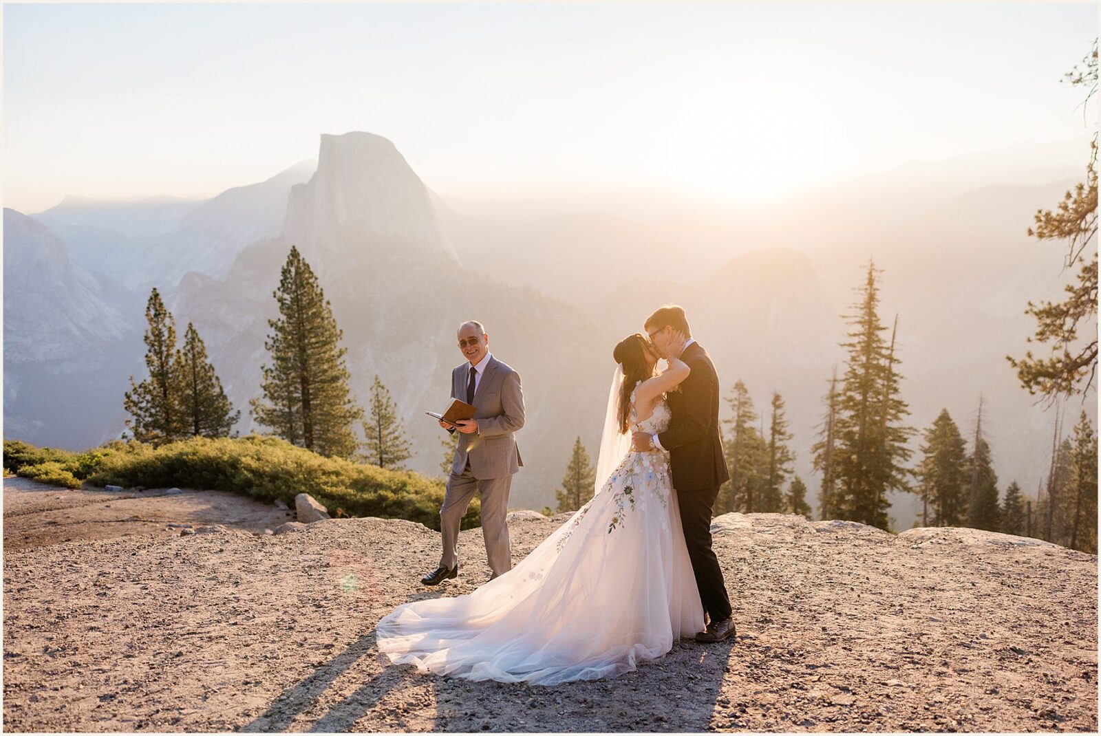 glacier-point-elopement_kat-and-ryan_0013-1600x1070 Glacier Point Elopement In Yosemite With Family