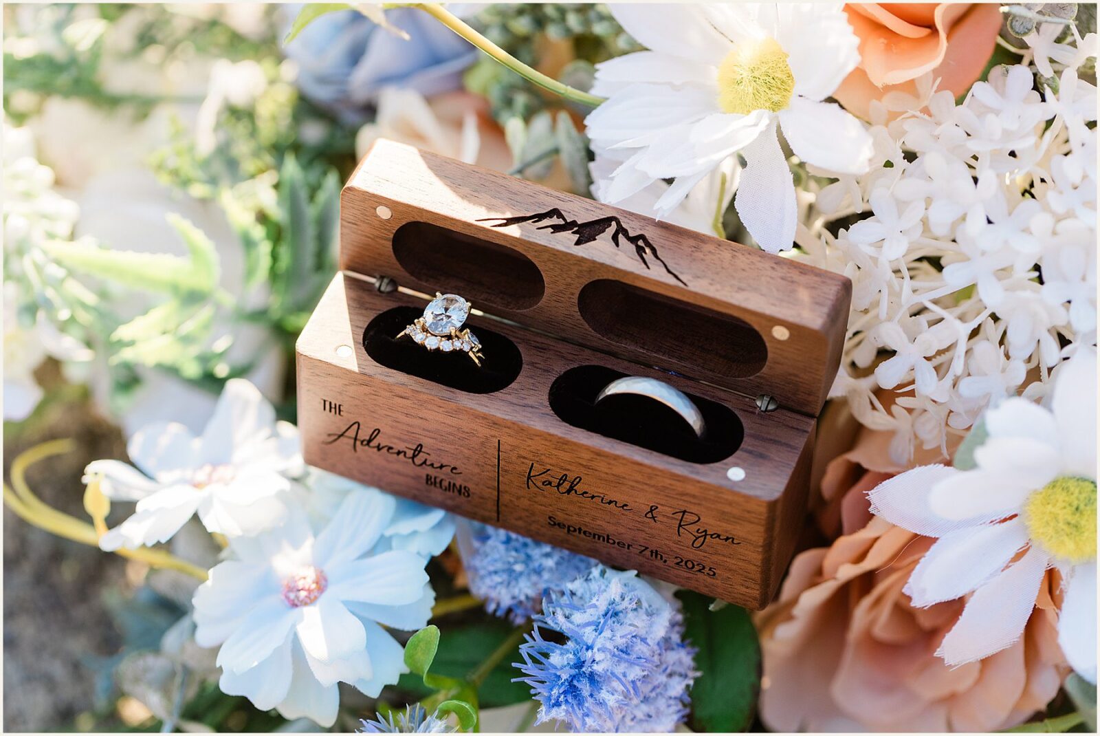 glacier-point-elopement_kat-and-ryan_0013-1600x1070 Glacier Point Elopement In Yosemite With Family