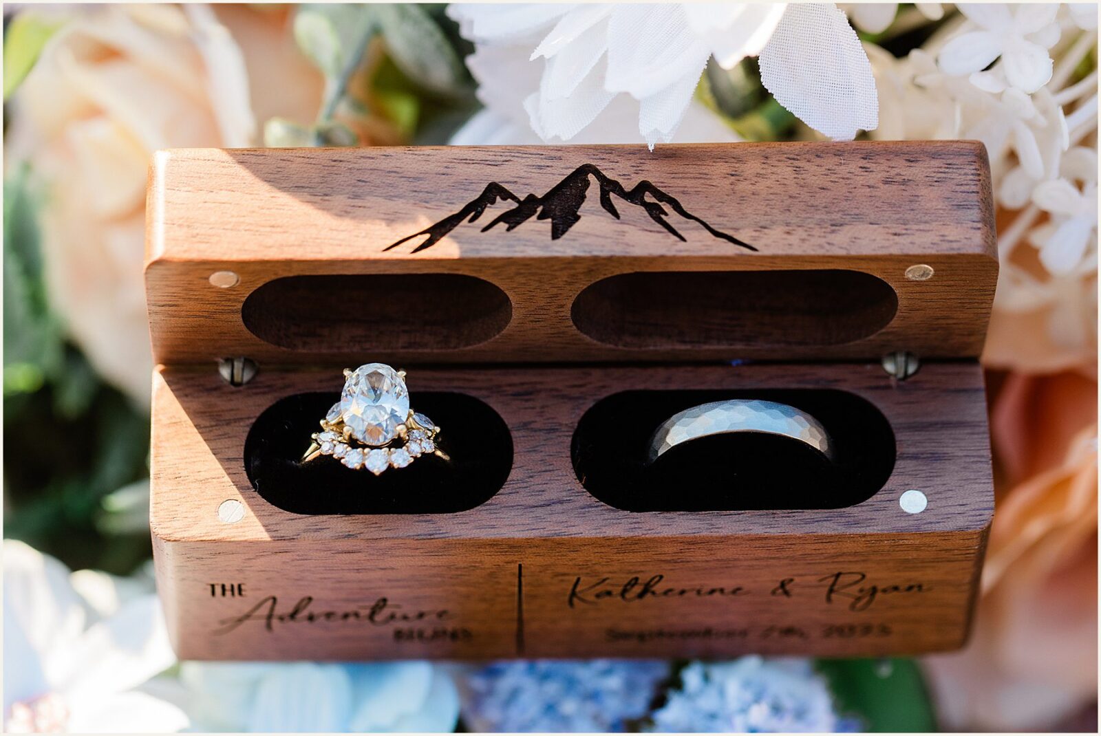 glacier-point-elopement_kat-and-ryan_0013-1600x1070 Glacier Point Elopement In Yosemite With Family