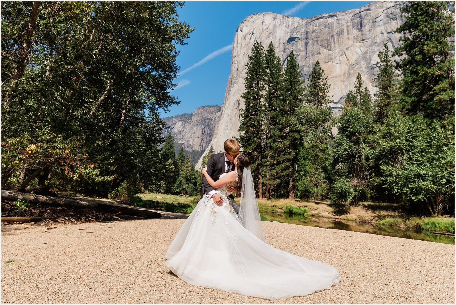glacier-point-elopement_kat-and-ryan_0013-1600x1070 Glacier Point Elopement In Yosemite With Family