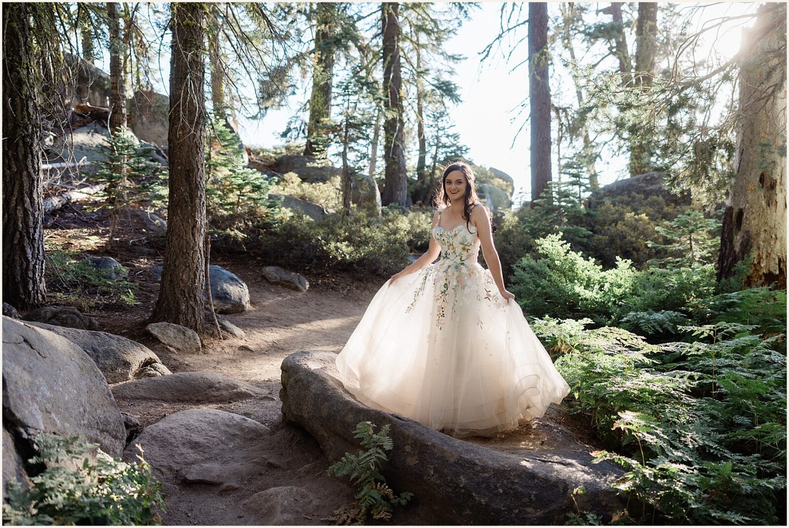 glacier-point-elopement_kat-and-ryan_0013-1600x1070 Glacier Point Elopement In Yosemite With Family
