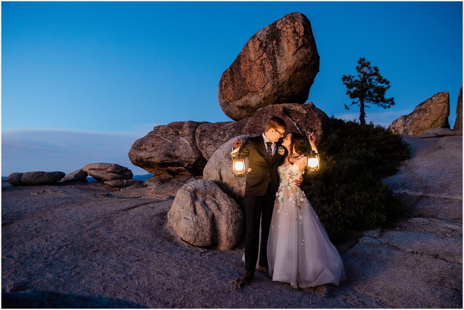 glacier-point-elopement_kat-and-ryan_0013-1600x1070 Glacier Point Elopement In Yosemite With Family