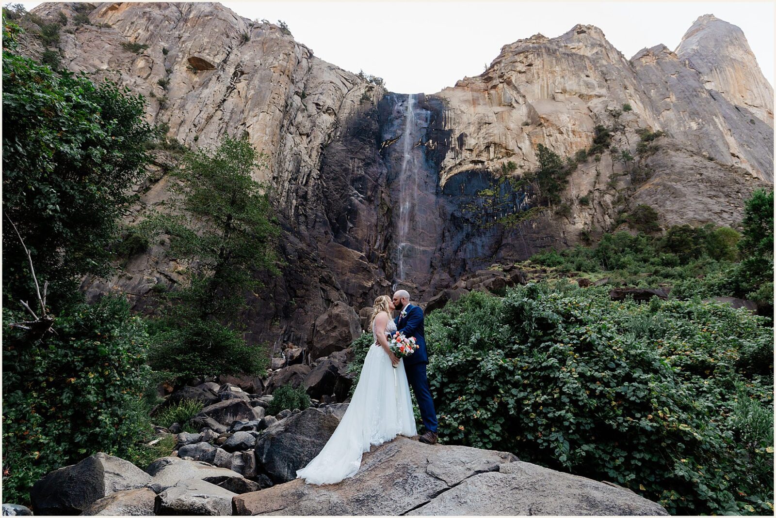 hiking-wedding_tiffany-and-alex_0112-1600x1069 Hiking Wedding | Sunrise Yosemite Elopement