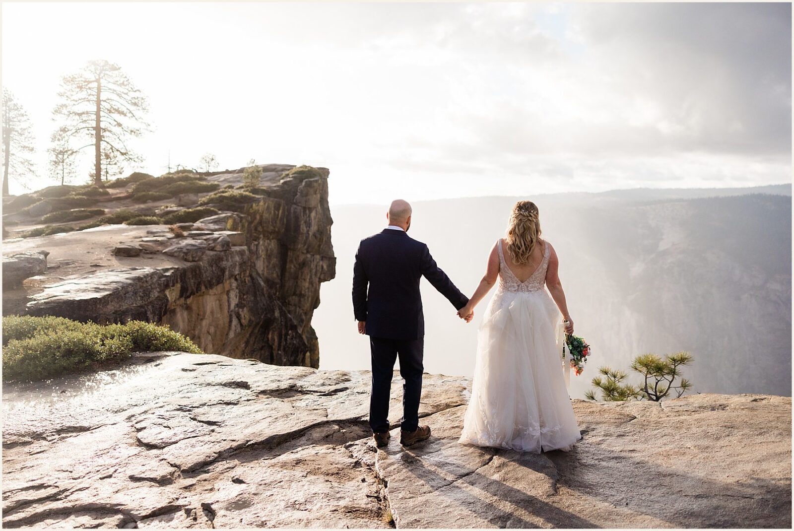 hiking-wedding_tiffany-and-alex_0112-1600x1069 Hiking Wedding | Sunrise Yosemite Elopement