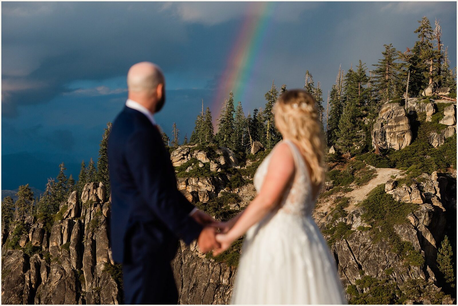 hiking-wedding_tiffany-and-alex_0112-1600x1069 Hiking Wedding | Sunrise Yosemite Elopement
