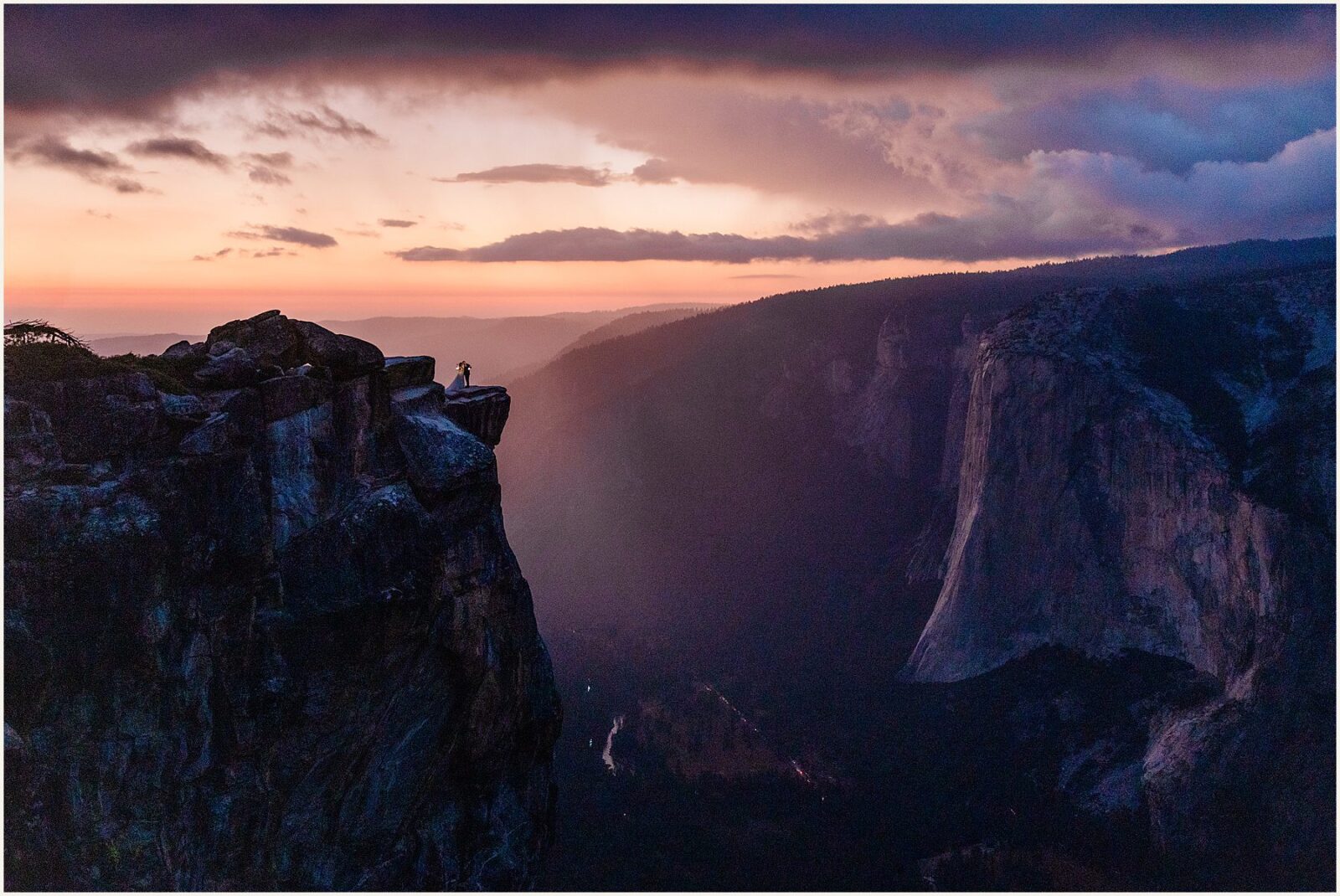 hiking-wedding_tiffany-and-alex_0112-1600x1069 Hiking Wedding | Sunrise Yosemite Elopement