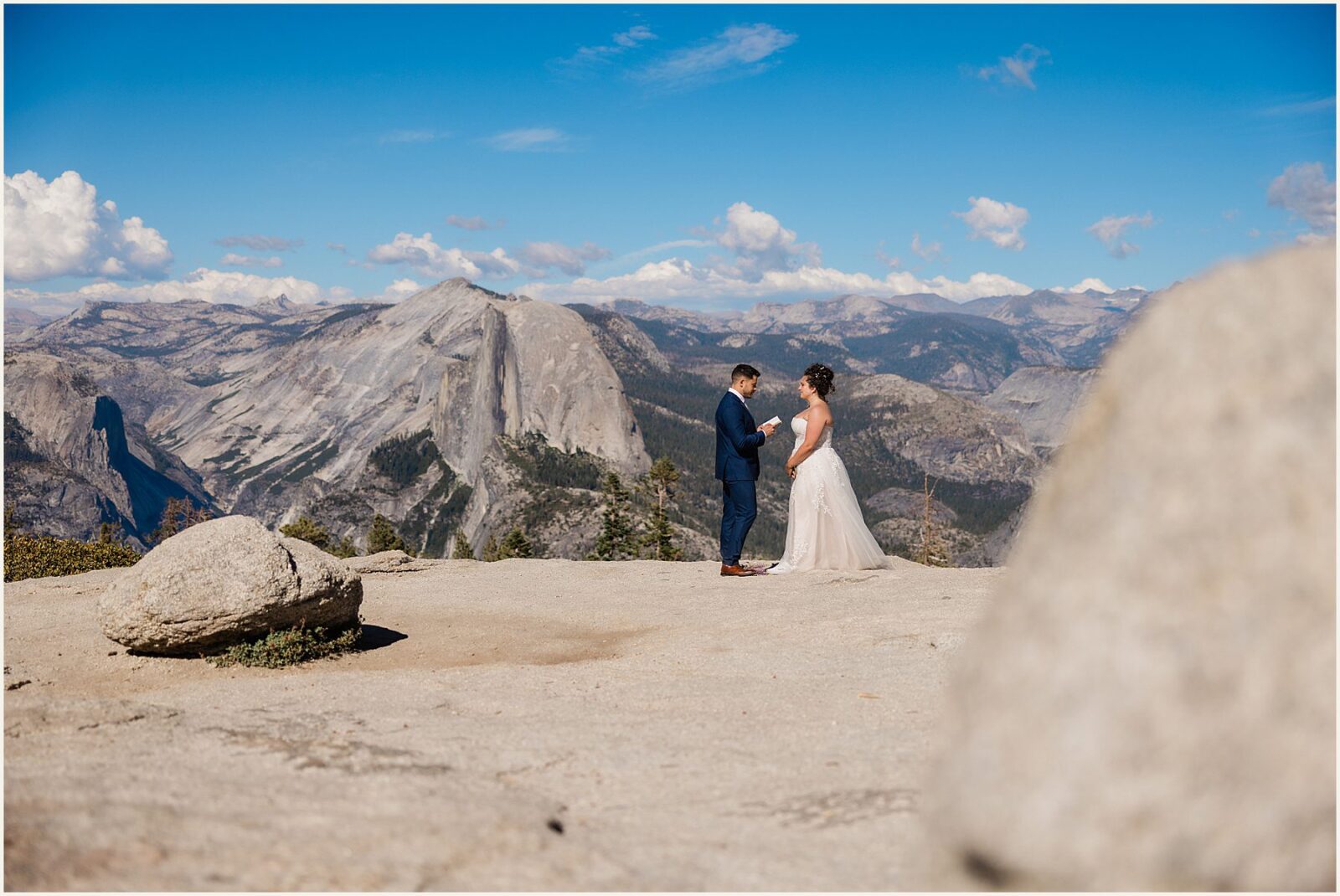 intimate-Yosemite-elopement_ryann-and-enrique_0052-1600x1070 Intimate Yosemite Elopement in Summer
