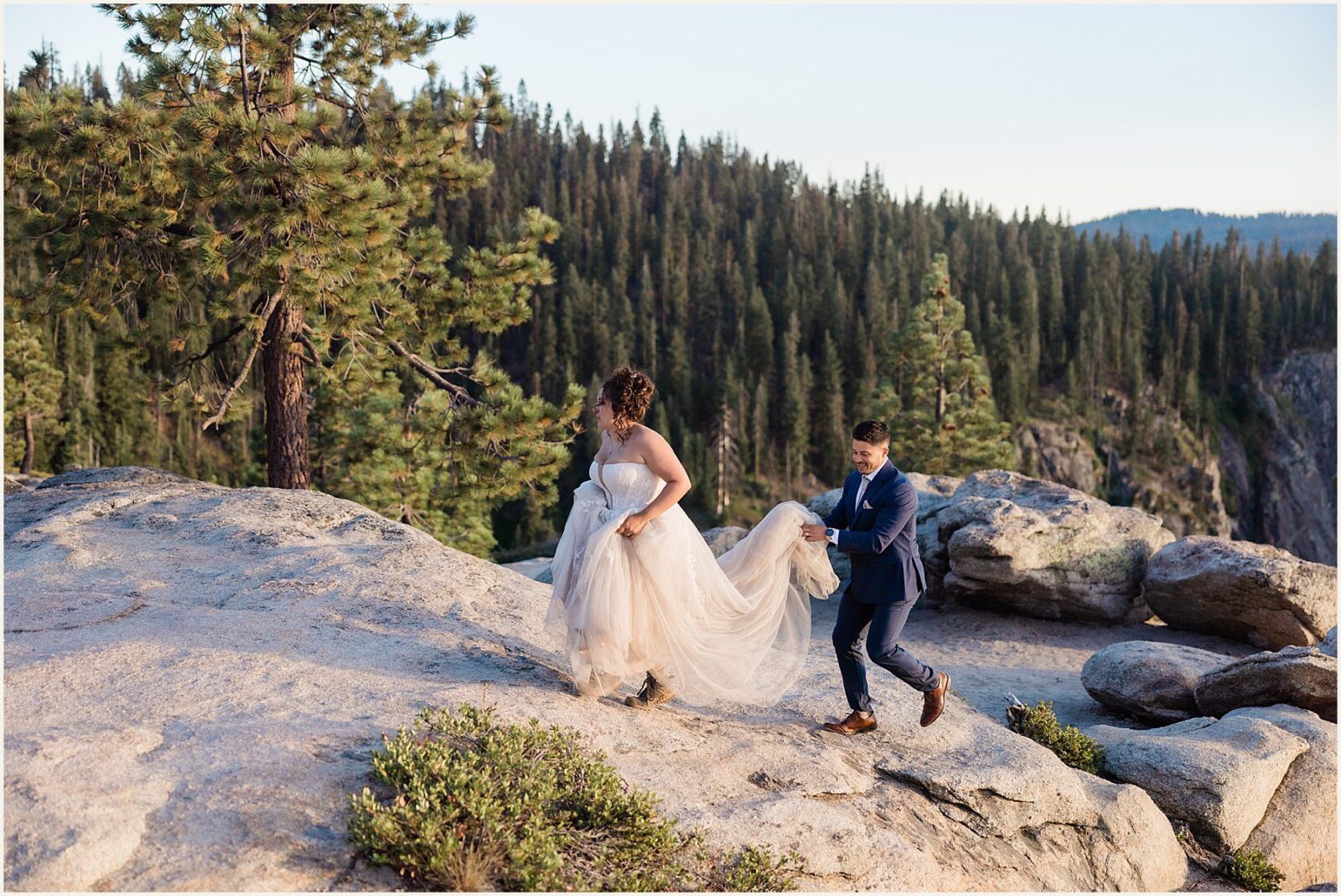 intimate-Yosemite-elopement_ryann-and-enrique_0052-1600x1070 Intimate Yosemite Elopement in Summer