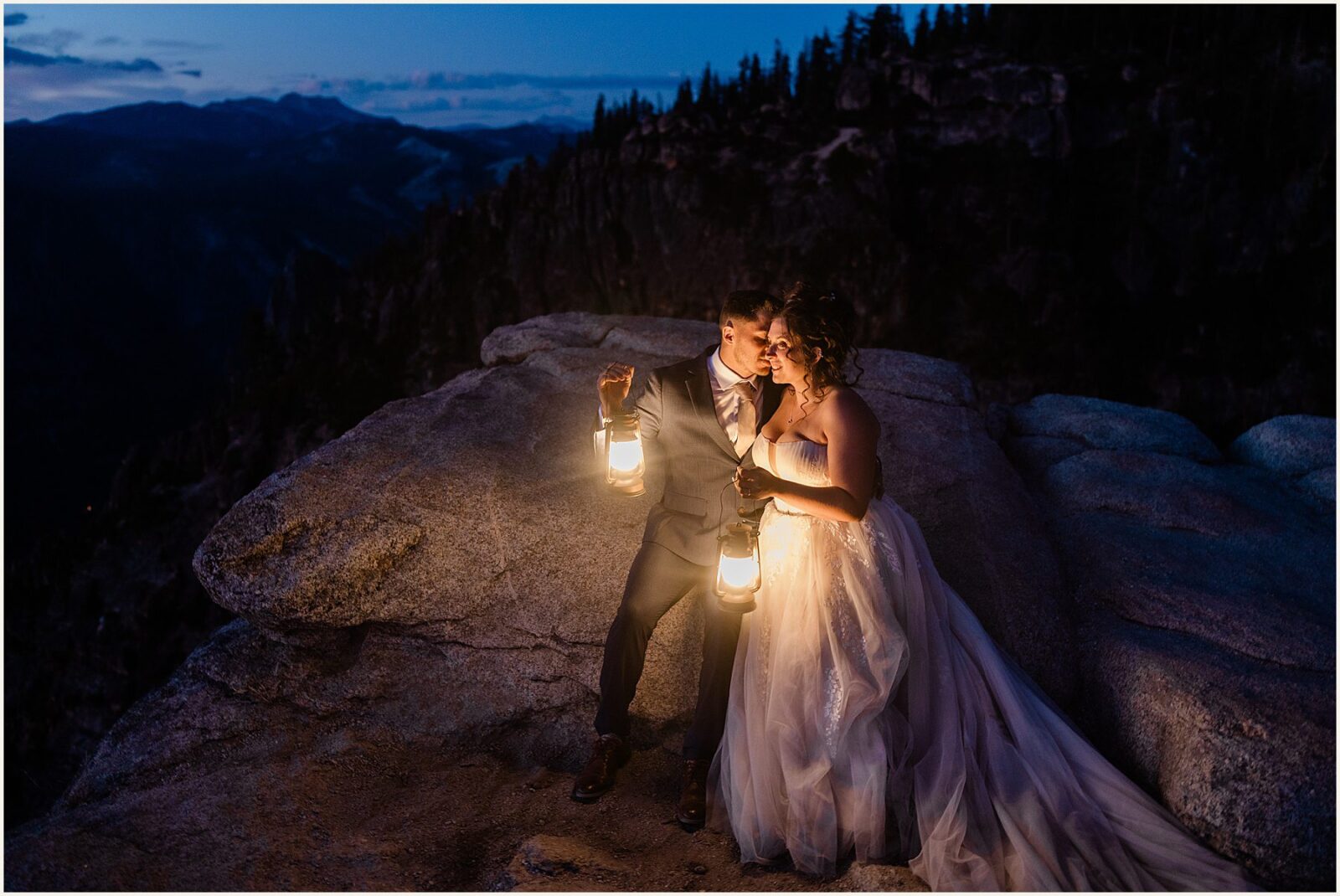 intimate-Yosemite-elopement_ryann-and-enrique_0052-1600x1070 Intimate Yosemite Elopement in Summer