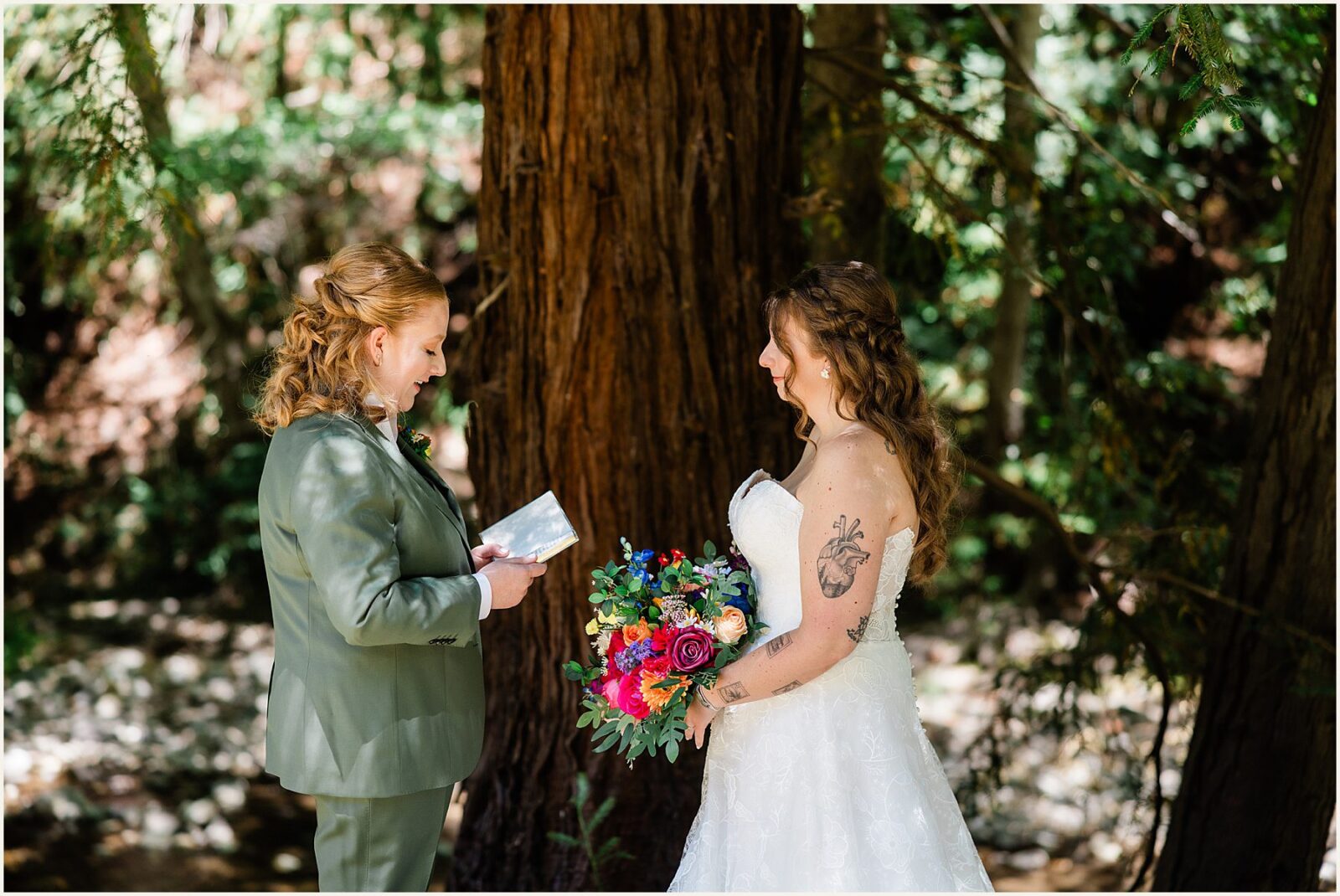 micro-beach-weddings_emily-and-brianna_0049-1600x1070 Micro Beach Wedding | Coastal Elopement