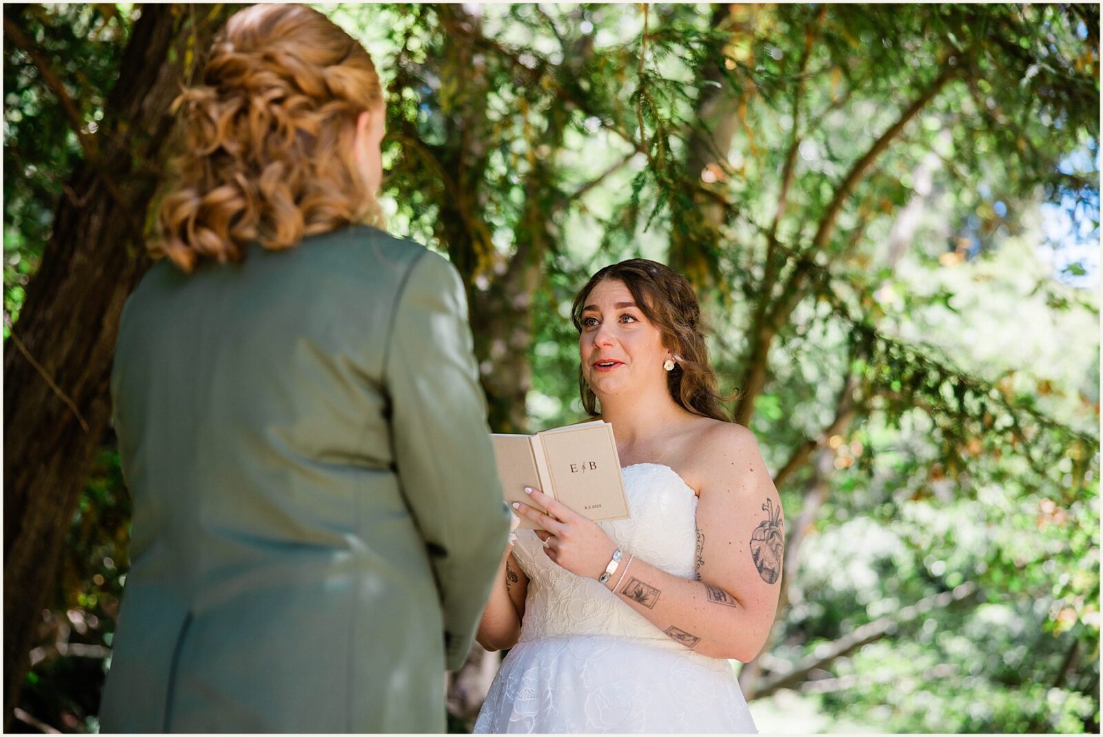 micro-beach-weddings_emily-and-brianna_0049-1600x1070 Micro Beach Wedding | Coastal Elopement