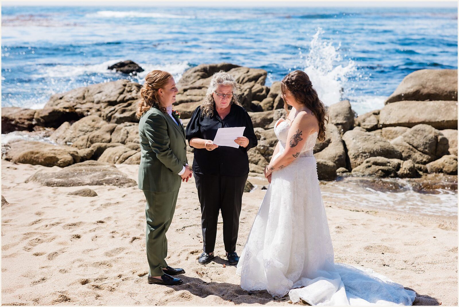 micro-beach-weddings_emily-and-brianna_0049-1600x1070 Micro Beach Wedding | Coastal Elopement
