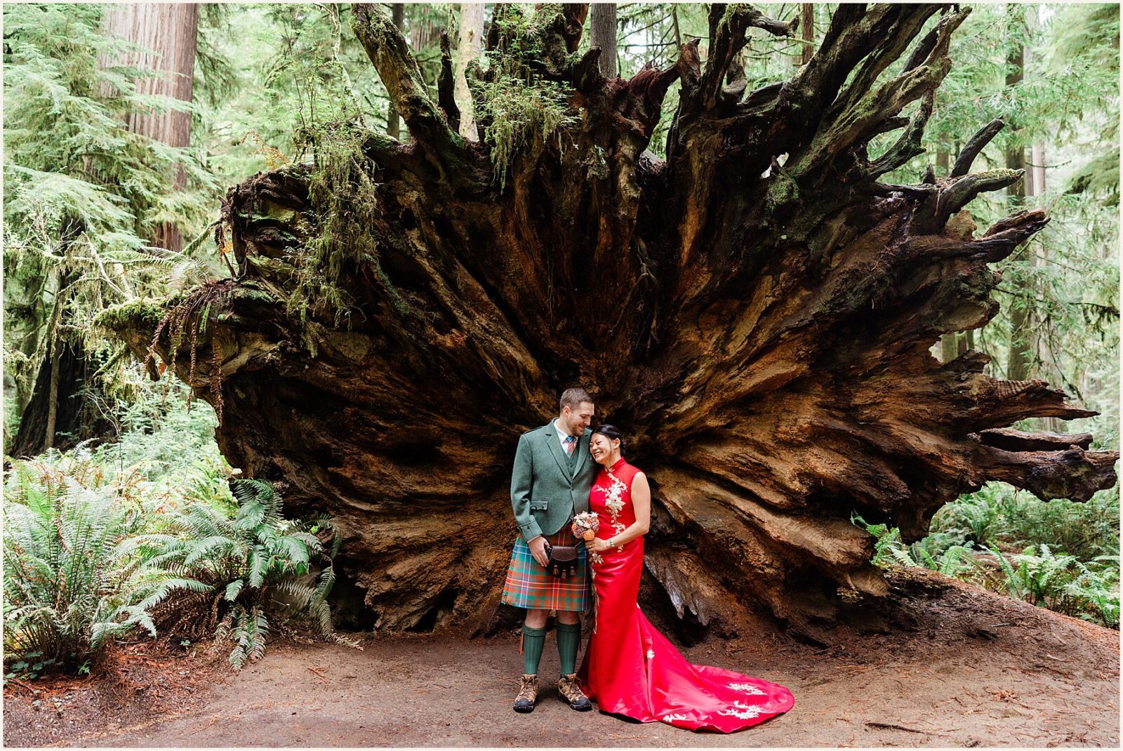 redwood-elopement_wenya-and-wilson_0026-1600x1070 Adventure Weddings + Elopements redwood-elopement_wenya-and-wilson_0026-1600x1070 Redwood Elopement | Eloping With Friends
