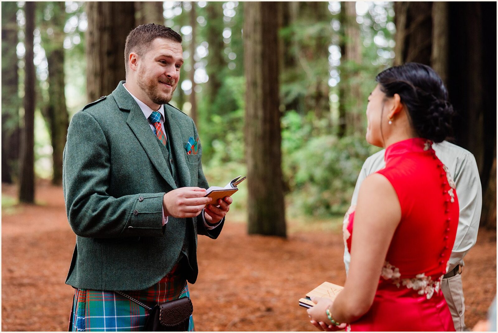 redwood-elopement_wenya-and-wilson_0026-1600x1070 Adventure Weddings + Elopements redwood-elopement_wenya-and-wilson_0026-1600x1070 Redwood Elopement | Eloping With Friends