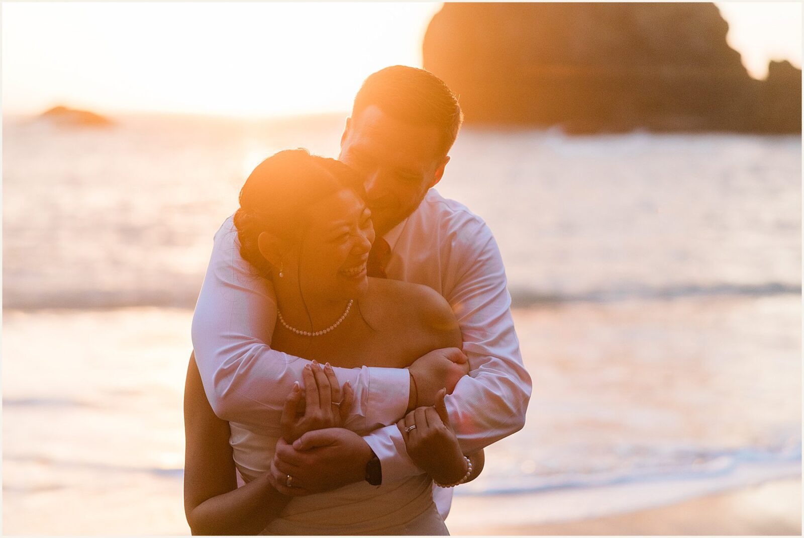 redwood-elopement_wenya-and-wilson_0026-1600x1070 Adventure Weddings + Elopements redwood-elopement_wenya-and-wilson_0026-1600x1070 Redwood Elopement | Eloping With Friends