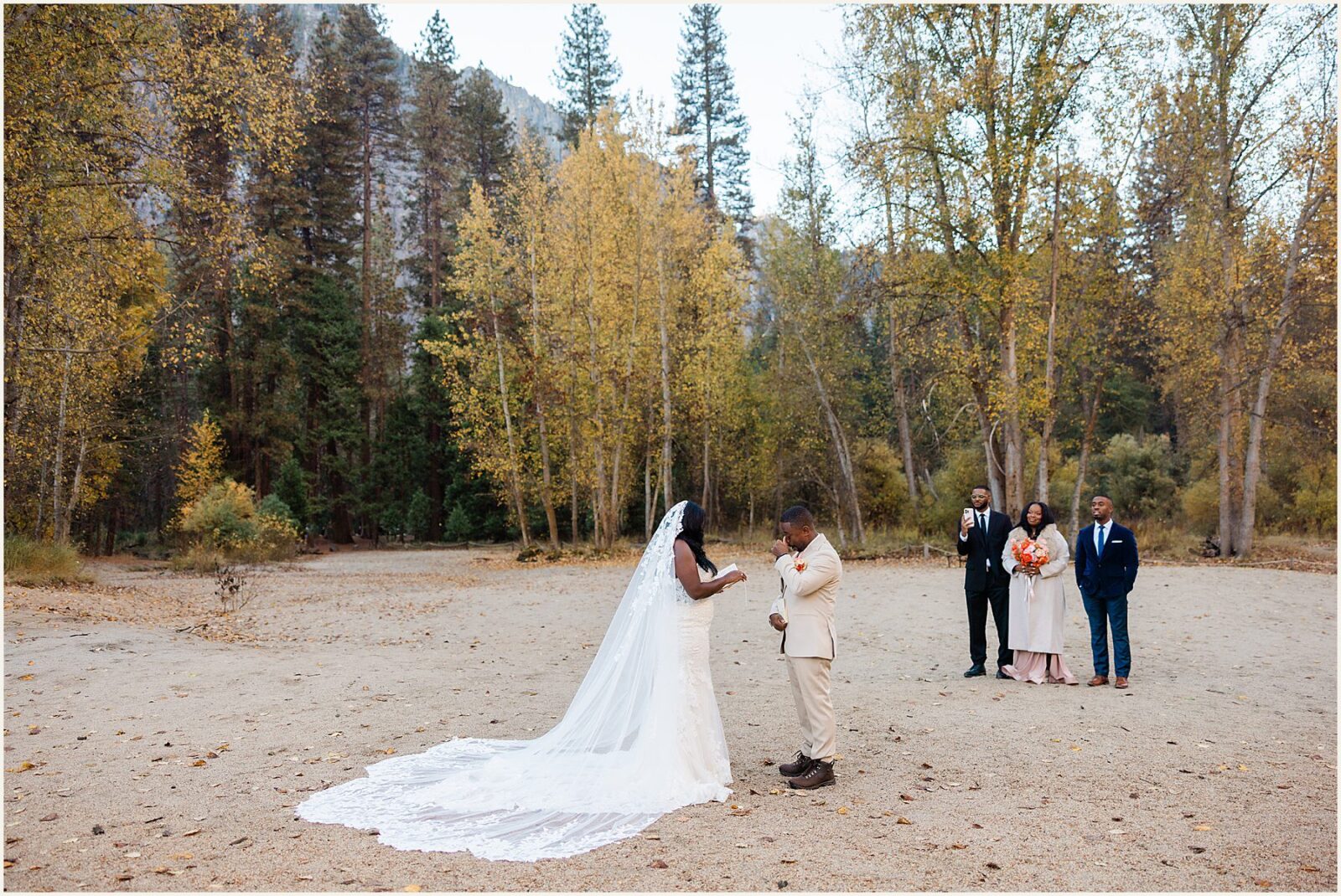 sentinel-beach-wedding_keneisha-and-Jeremiah_0059-1600x1070 Sentinel Beach Wedding | Fall Colors in Yosemite Valley