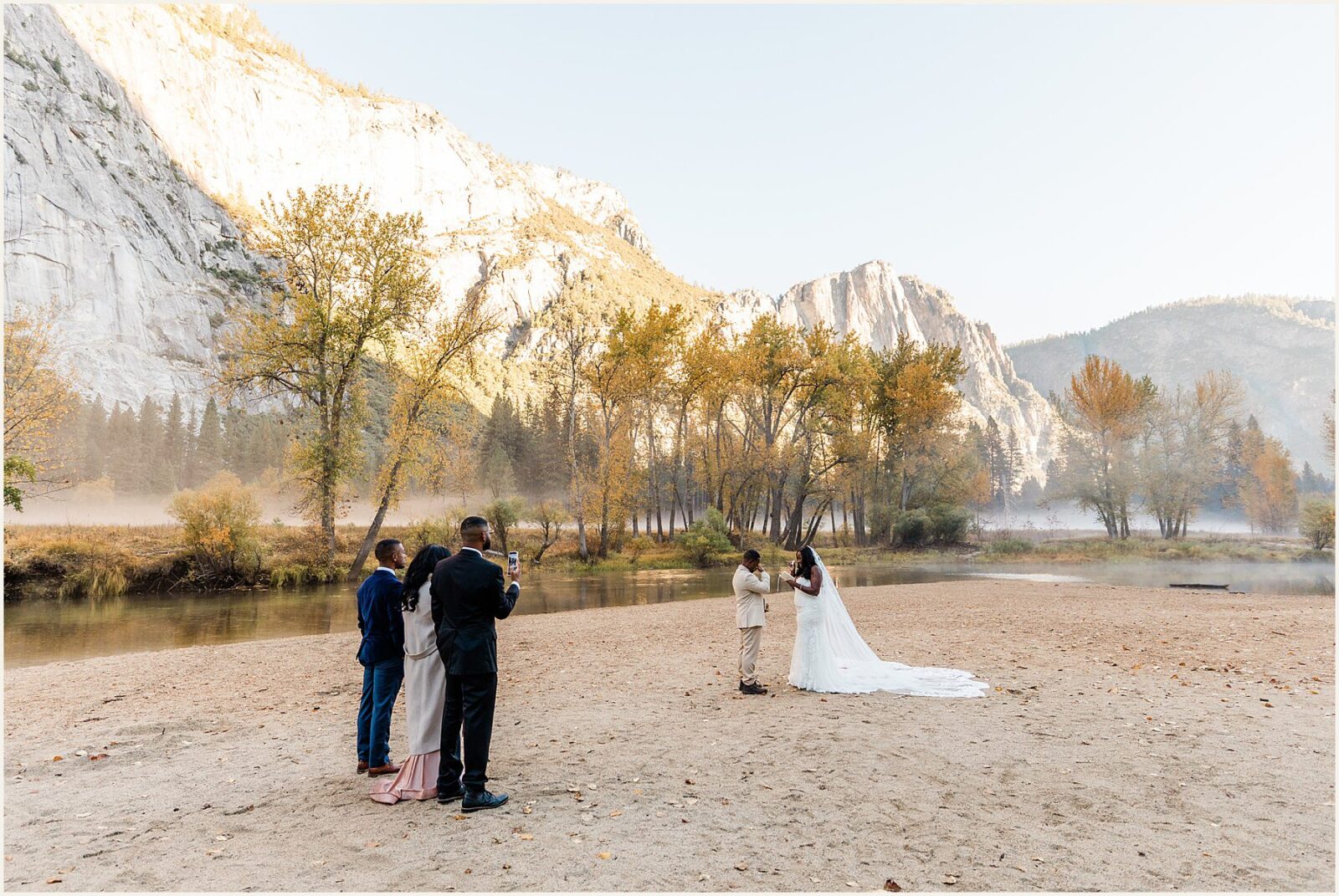 sentinel-beach-wedding_keneisha-and-Jeremiah_0059-1600x1070 Sentinel Beach Wedding | Fall Colors in Yosemite Valley
