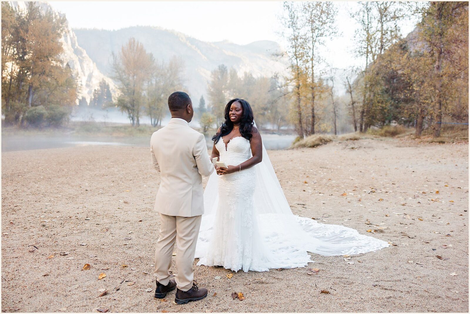 sentinel-beach-wedding_keneisha-and-Jeremiah_0059-1600x1070 Sentinel Beach Wedding | Fall Colors in Yosemite Valley