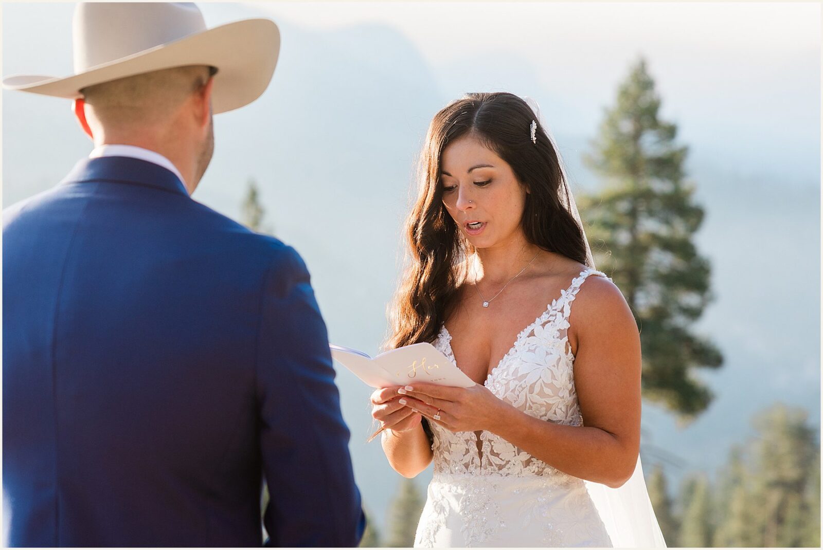 small-elopement-wedding_stephanie-and-johnathan_0011-1600x1070 Small Elopement Wedding in Yosemite National Park
