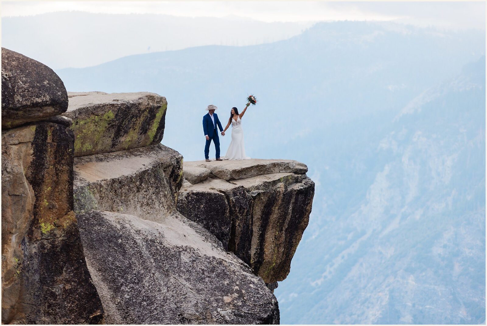 small-elopement-wedding_stephanie-and-johnathan_0011-1600x1070 Small Elopement Wedding in Yosemite National Park