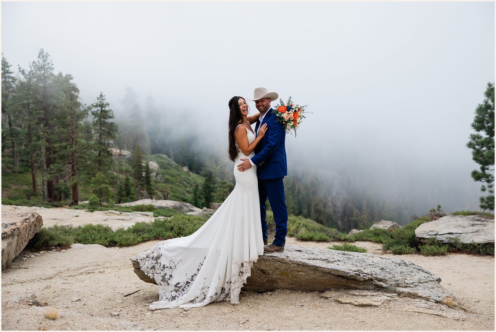 small-elopement-wedding_stephanie-and-johnathan_0011-1600x1070 Small Elopement Wedding in Yosemite National Park
