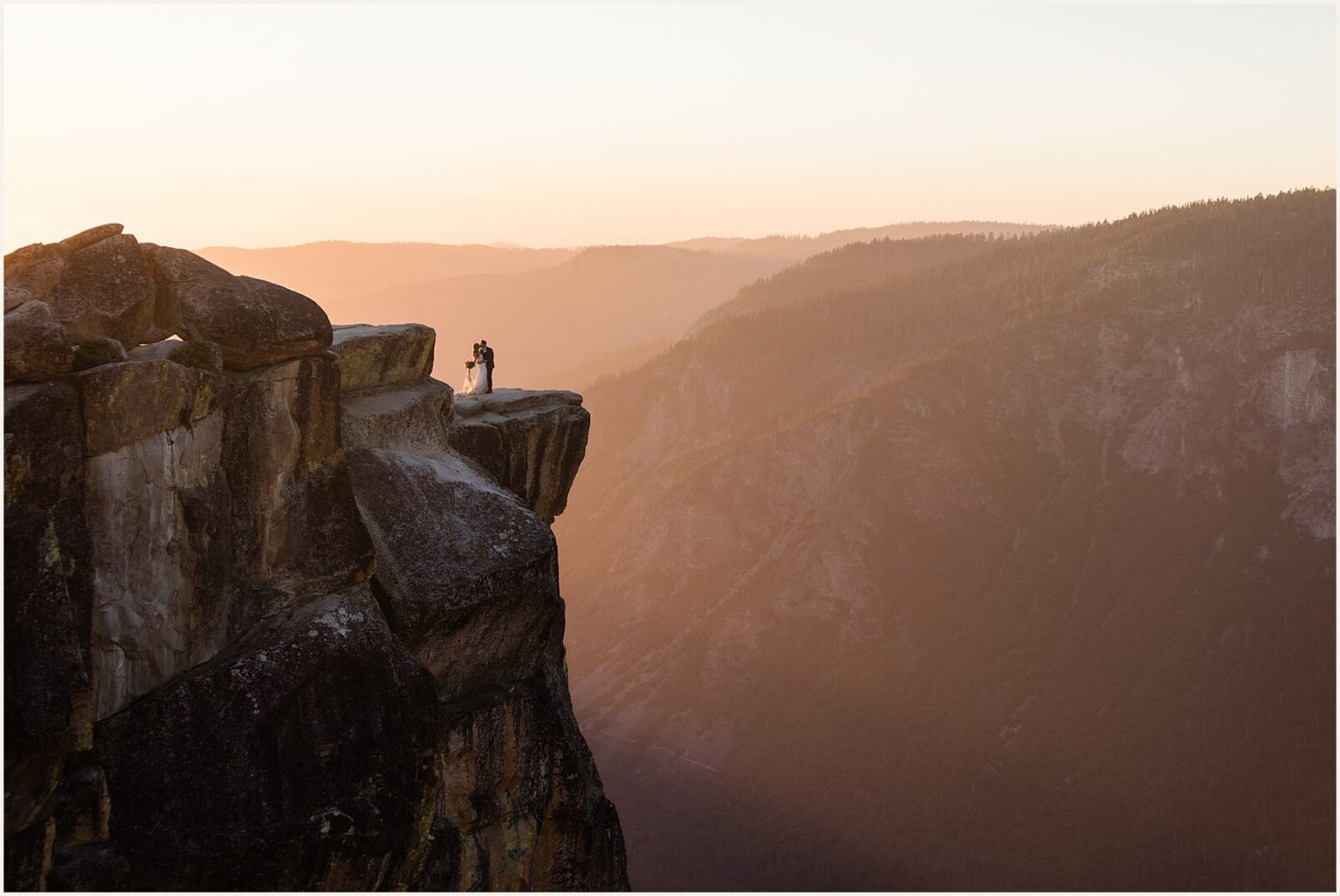 sunrise-glacier-point_kalyn-and-mateo_0067-1600x1071 Adventure Weddings + Elopements sunrise-glacier-point_kalyn-and-mateo_0067-1600x1071 Sunrise Glacier Point Elopement in Yosemite