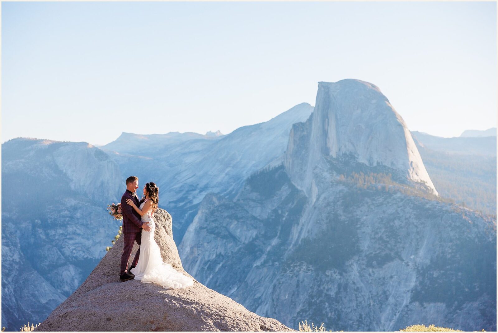 sunrise-wedding-ceremony_tiffany-and-jason_0024-1600x1070 Sunrise Wedding Ceremony | Yosemite Elopement