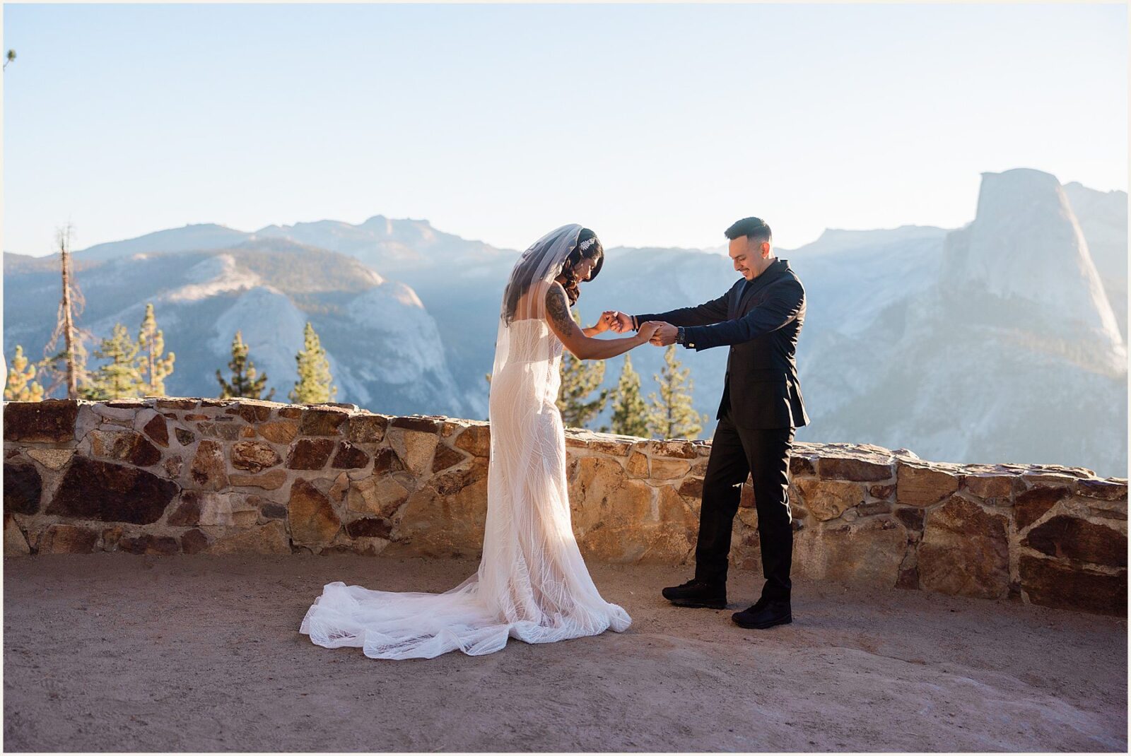 yosemite-photographer_maggie-and-carlos_0062-1600x1070 Yosemite Photographer | Yosemite Elopement