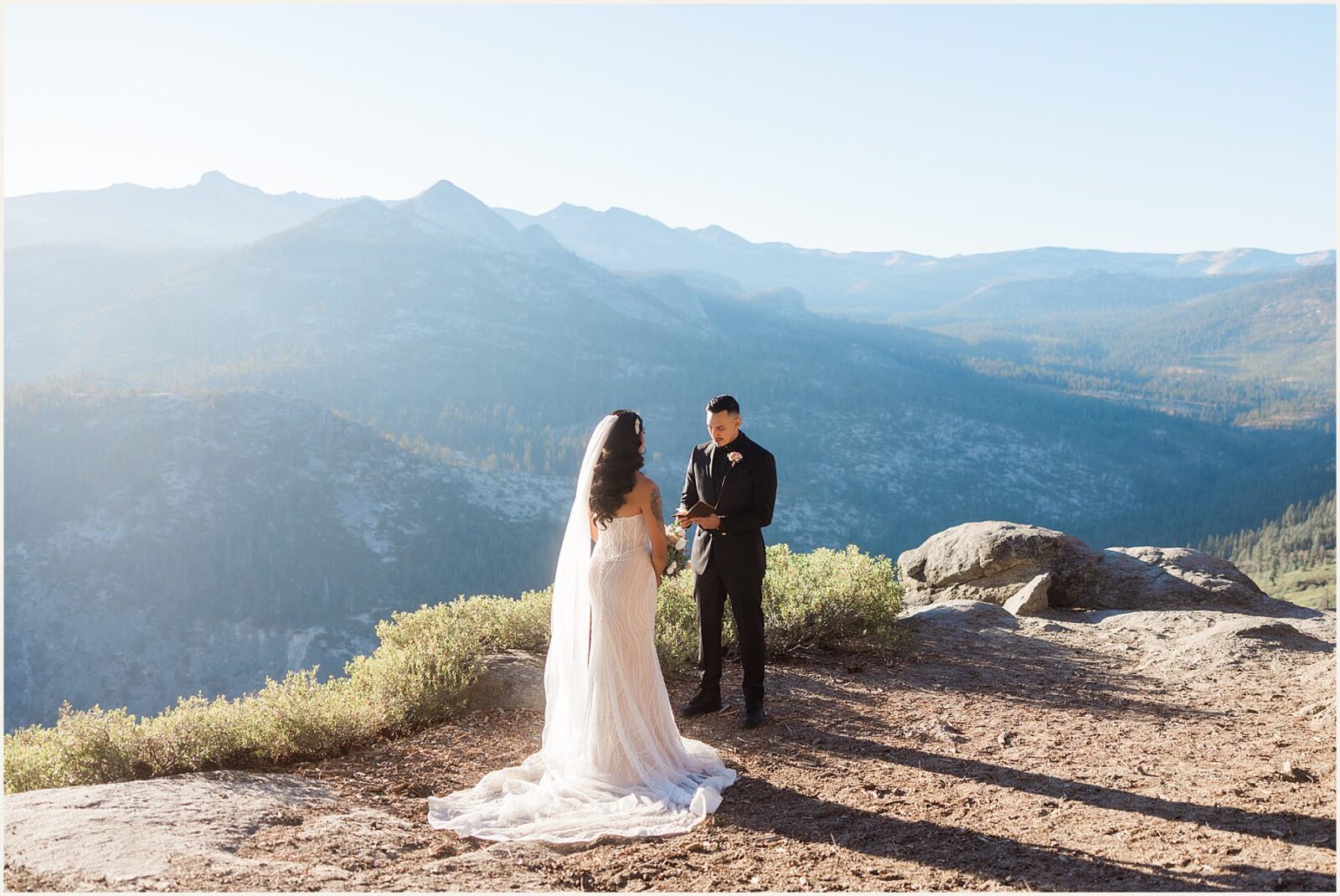 yosemite-photographer_maggie-and-carlos_0062-1600x1070 Yosemite Photographer | Yosemite Elopement