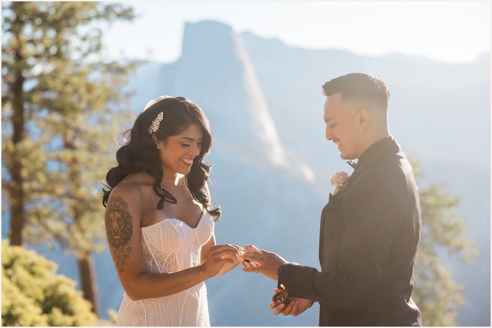 yosemite-photographer_maggie-and-carlos_0062-1600x1070 Yosemite Photographer | Yosemite Elopement